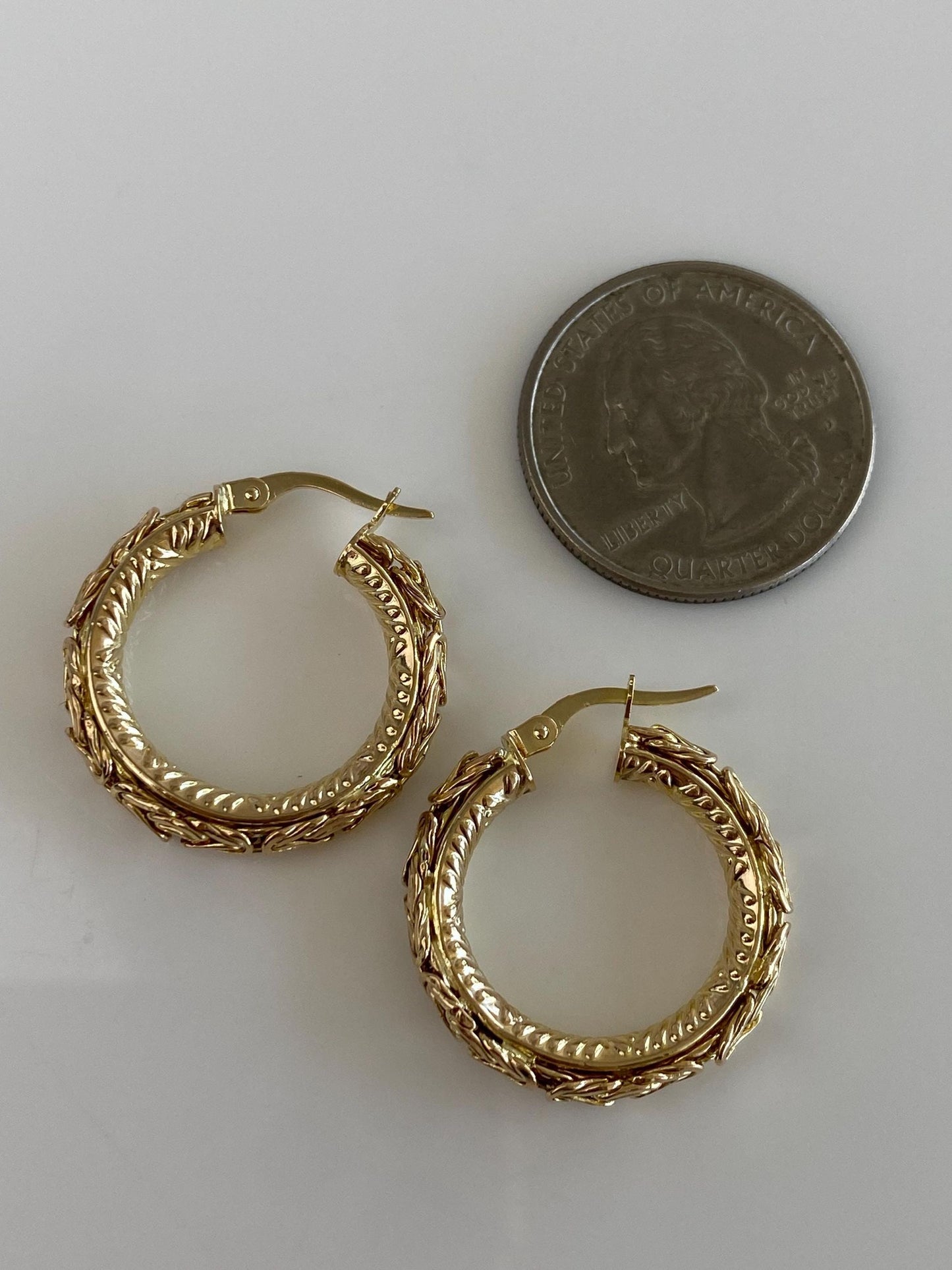 Vintage 14k Yellow Gold Byzantine Chain Hoop Earrings