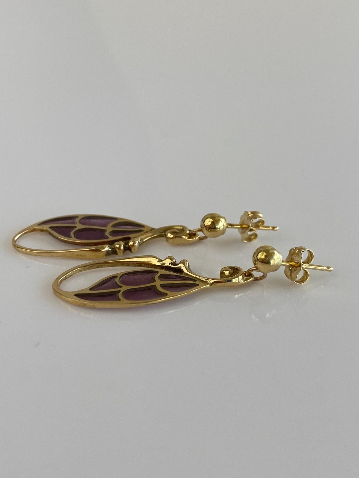 Vintage Solid 18k Yellow Gold Light Purple Enamel Wings Dangle Stud Earrings