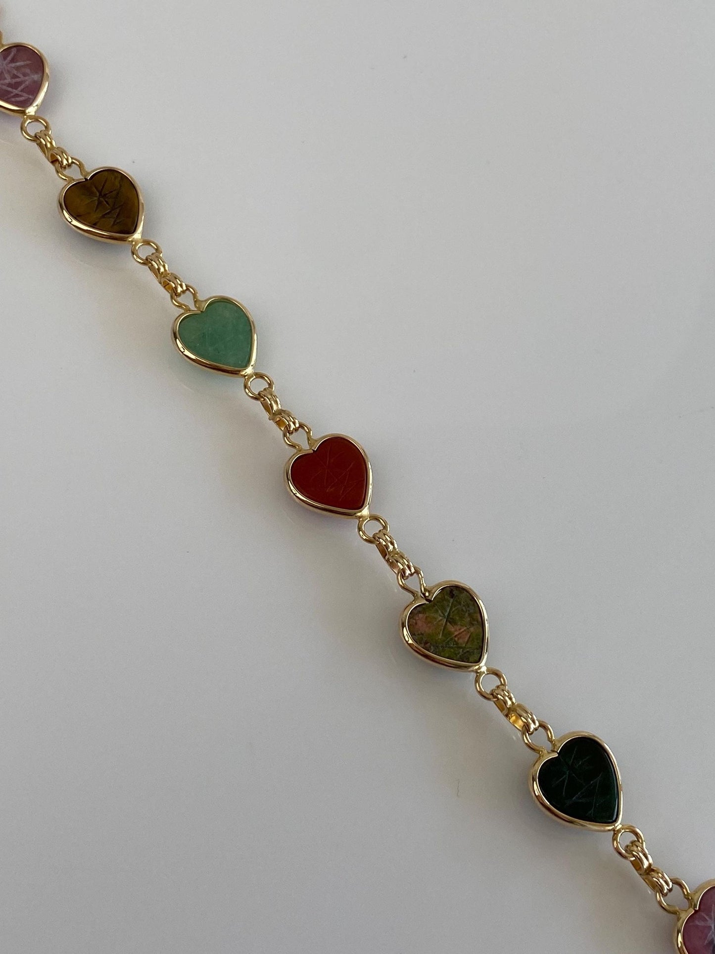 Vintage Solid 14k Yellow Gold Carved Scarab Heart Rhodolite Tigers Eye Jade Agate Green Chalcedony Red Agate Bracelet - 7.5 inches