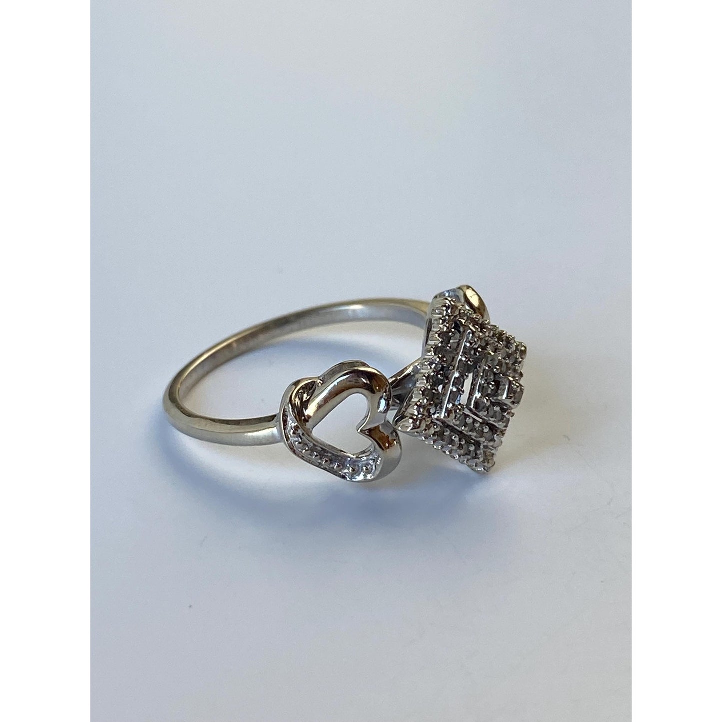 Vintage Solid 10k White Gold Diamond Ring Band - Size 6.25