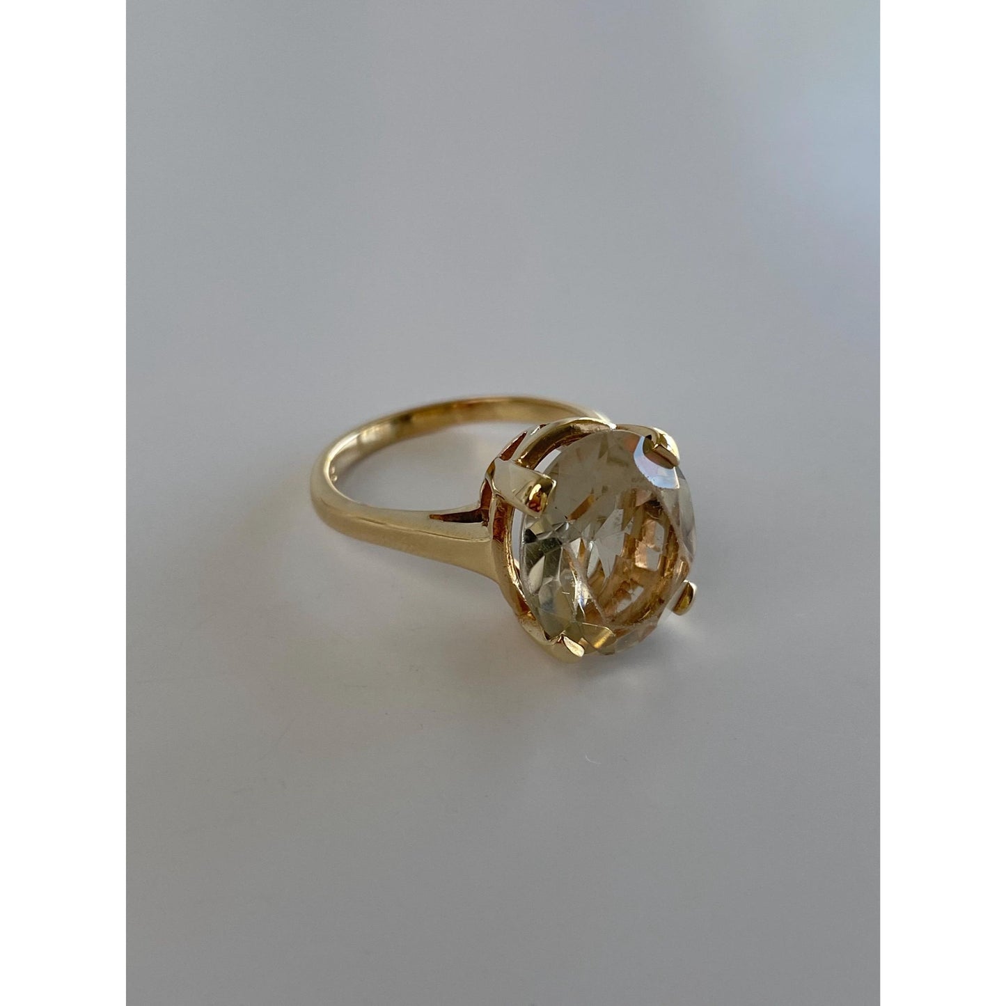 Vintage Solid 10k Yellow Gold Clear Quartz Ring - Size 7.5