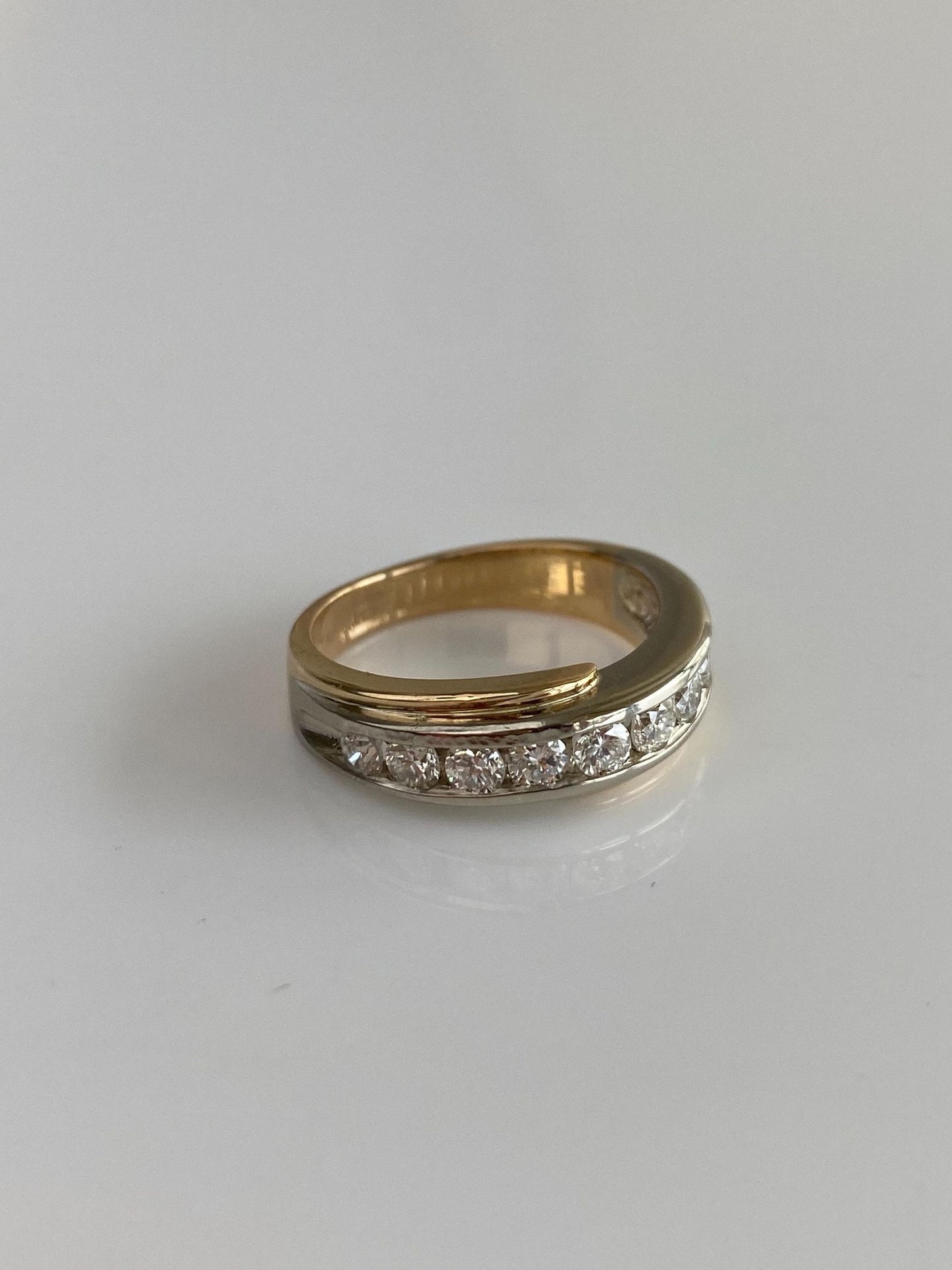 Vintage Solid 14k White & Yellow Gold Diamond Ring Band - Size 5.5