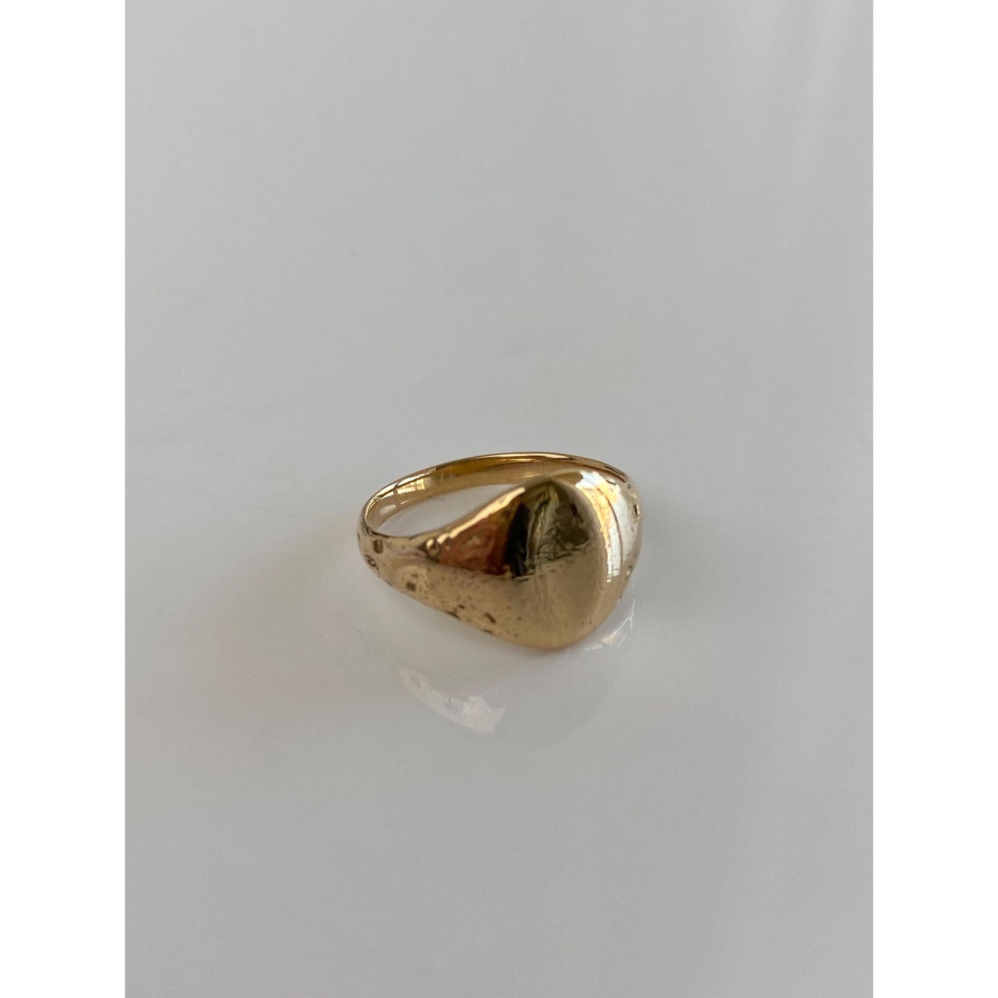 Vintage Solid 14k Yellow Gold Design Signet Ring - Size 3.75