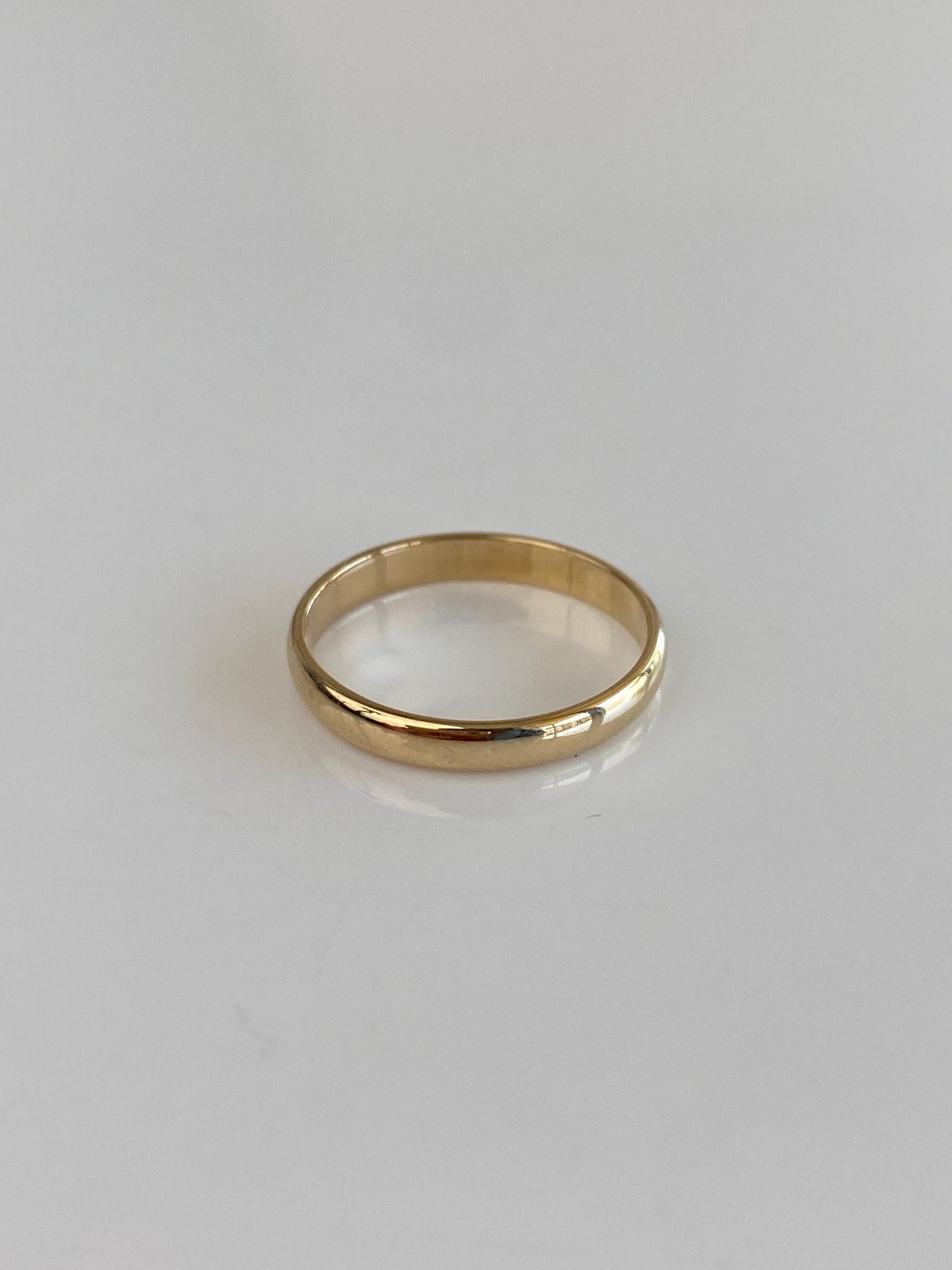 Vintage Solid 14k Yellow Gold Ring Band - Size 6.25