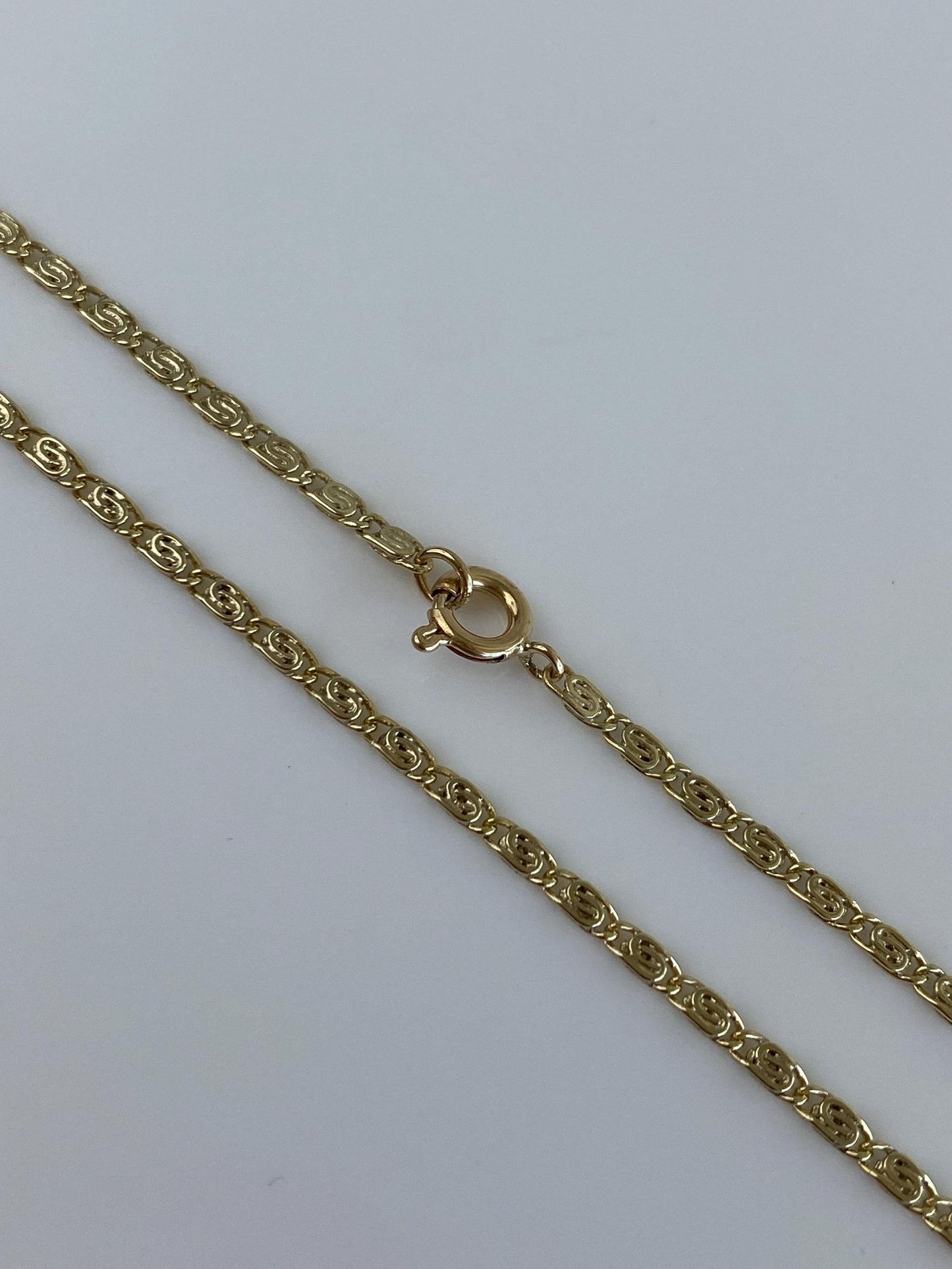 Vintage Solid 14k Yellow Gold Spiral Link Chain Necklace - 18 inches