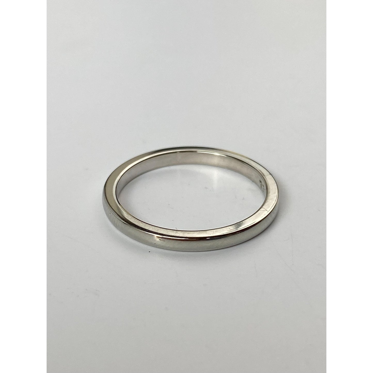 Vintage Solid 18k White Gold Slim Ring Band - Size 5.25