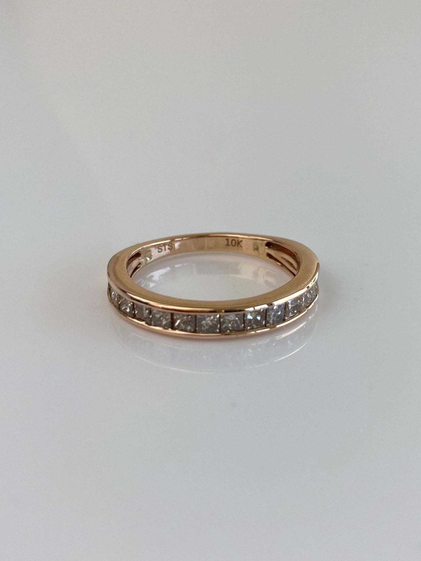 Vintage Solid 14k Rosey Gold Princess Cut Brown Diamond Ring Band - Size 7