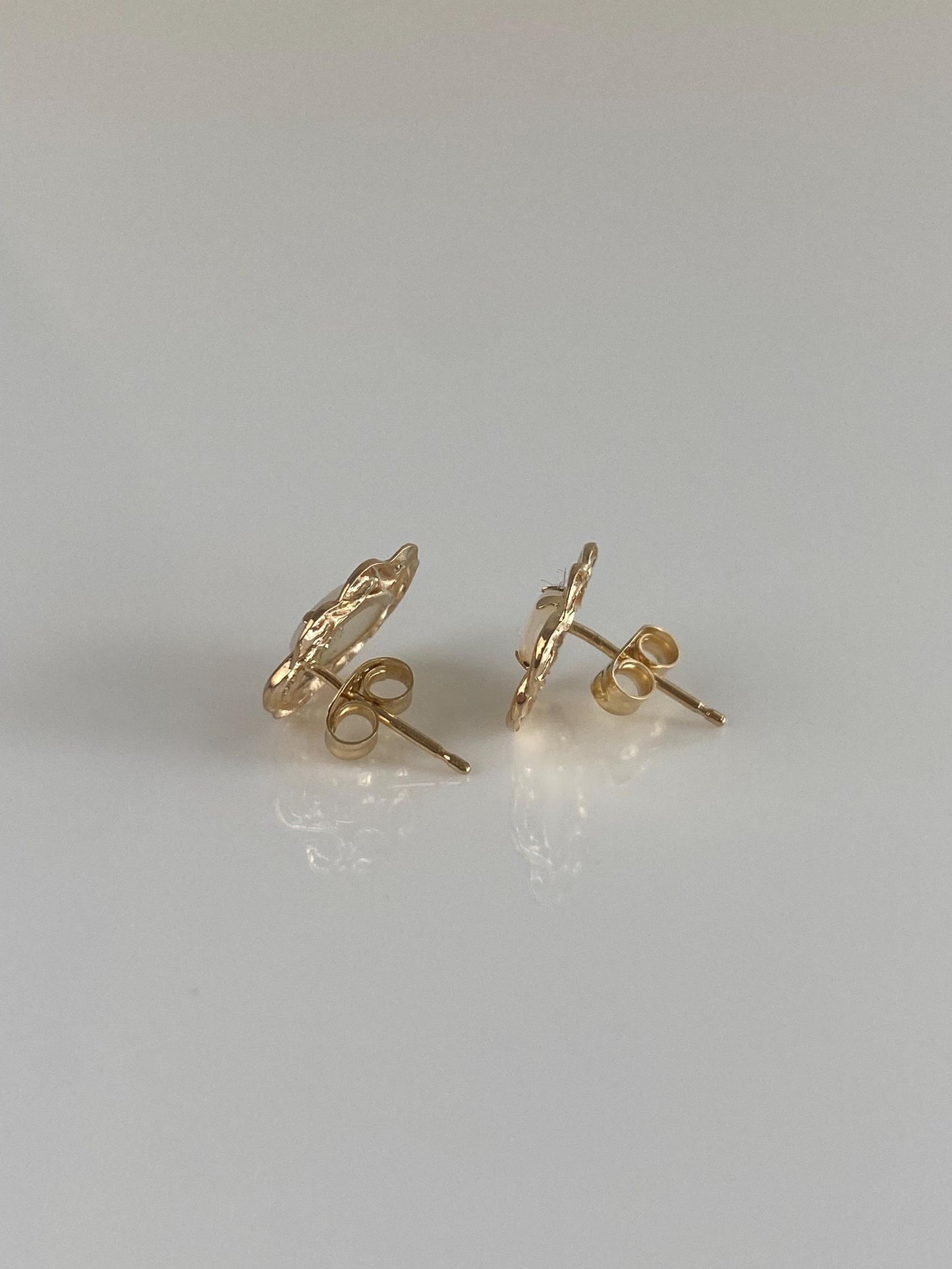 Vintage Solid 14k Yellow Gold Opal Stud Earrings