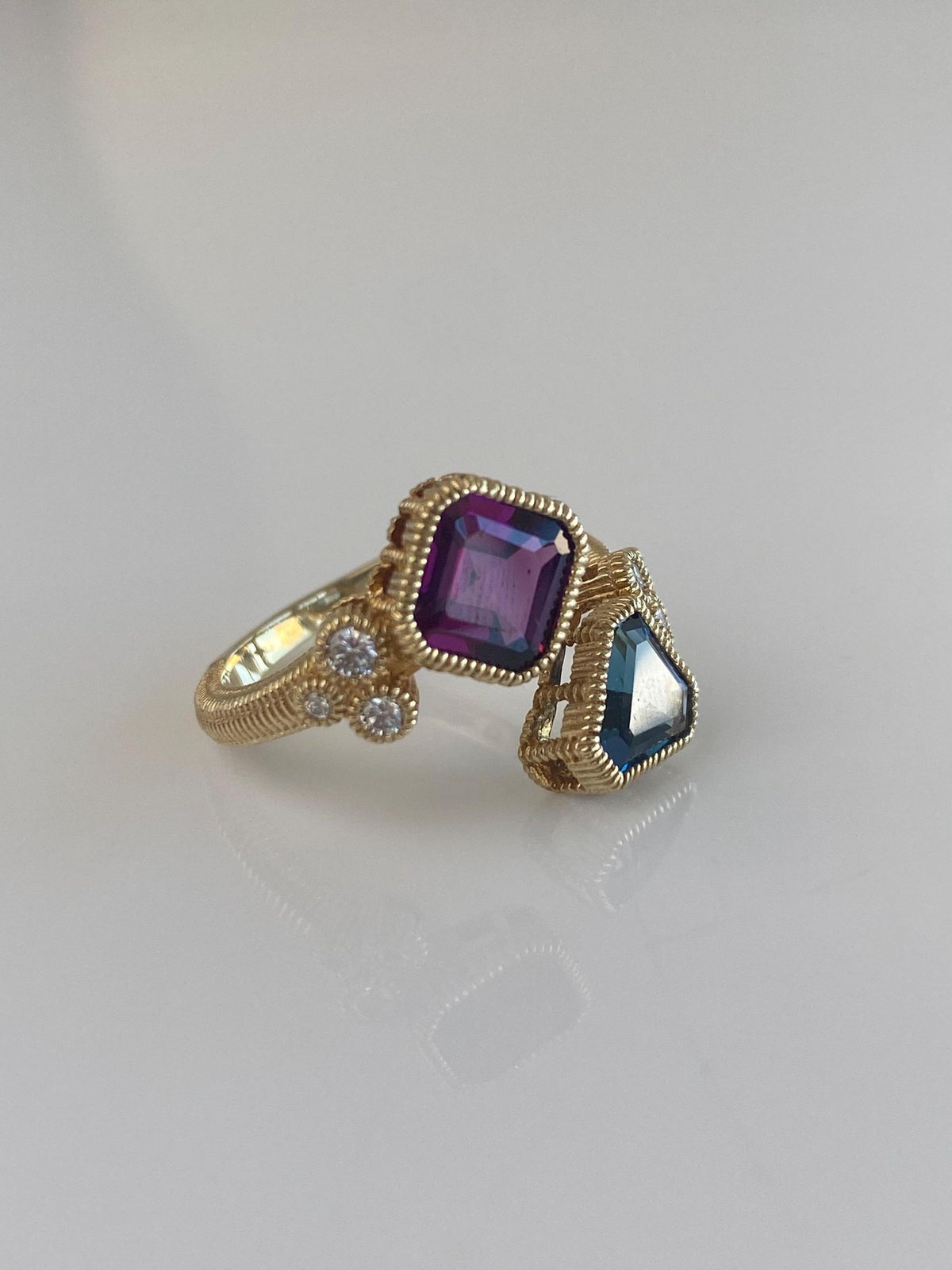Vintage Solid 14k Yellow Gold Diamond Topaz Pink Tourmaline Bypass Textured Ring - Size 6.75