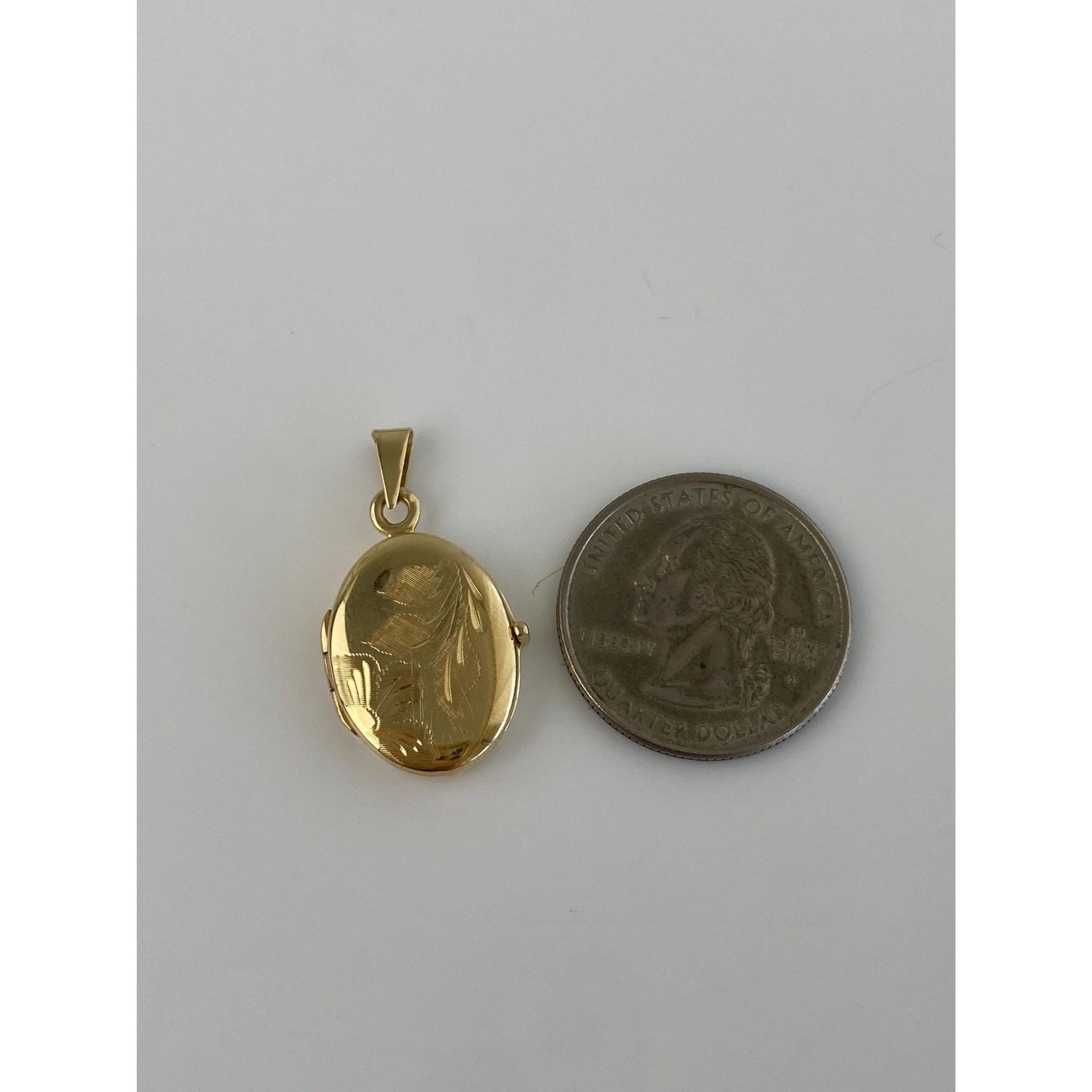 Vintage Solid 14k Yellow Gold Floral Locket Charm