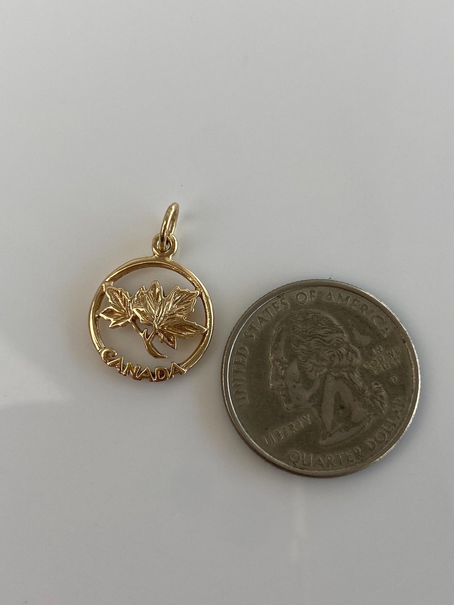 Vintage Solid 10k Yellow Gold Canada Charm