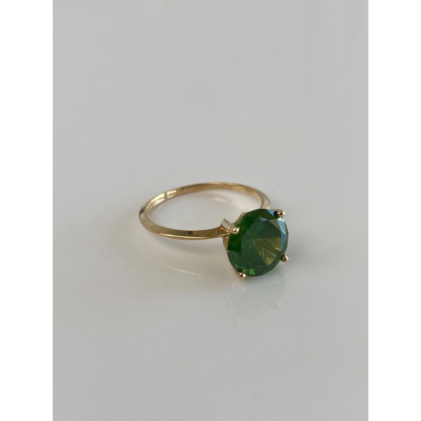Solid 14k Yellow Gold Green Cubic Zirconia Ring - Size 6