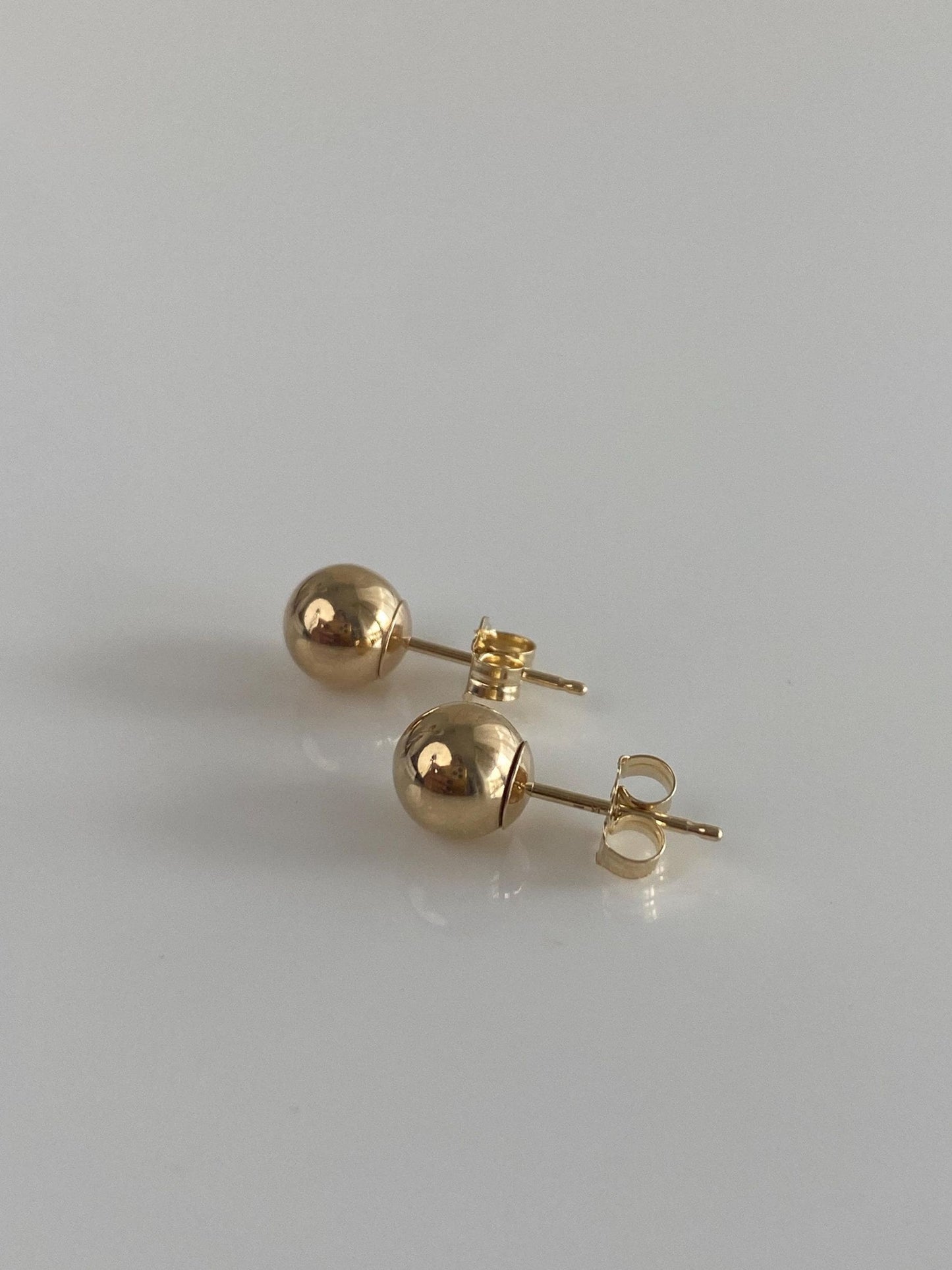 Vintage 14k Yellow Gold Ball Stud Earrings