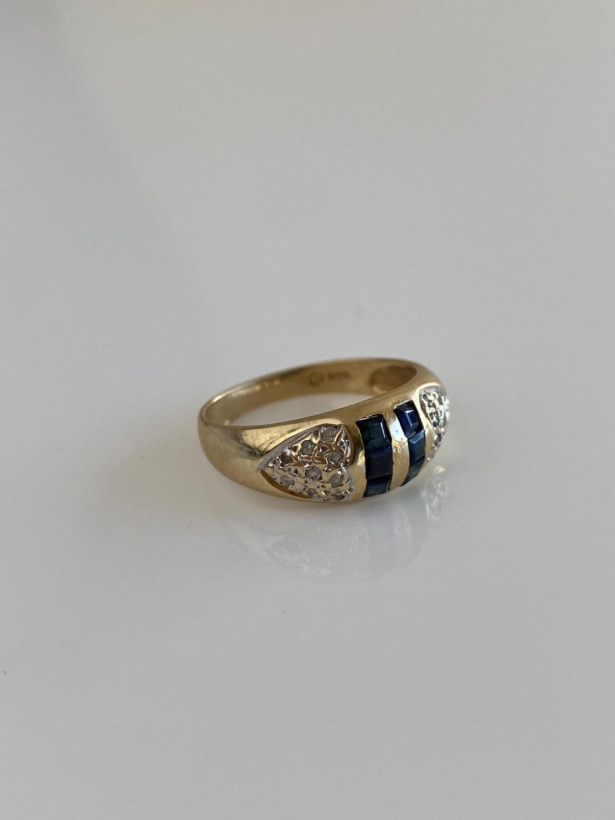 Vintage Solid 14k Yellow Gold Diamonds Blue Sapphire Ring Band - Size 5.75