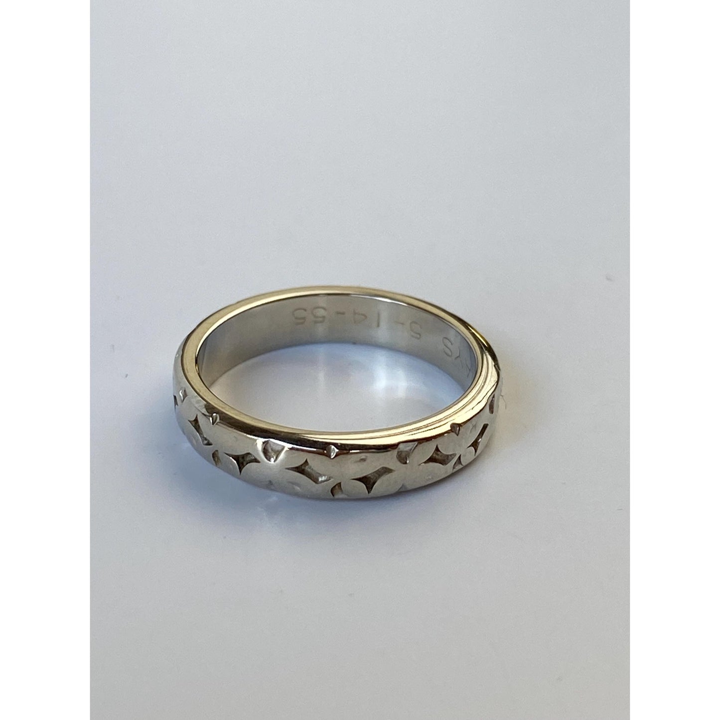 Vintage Solid 14k White Gold Designed Ring Band - Size 3.75