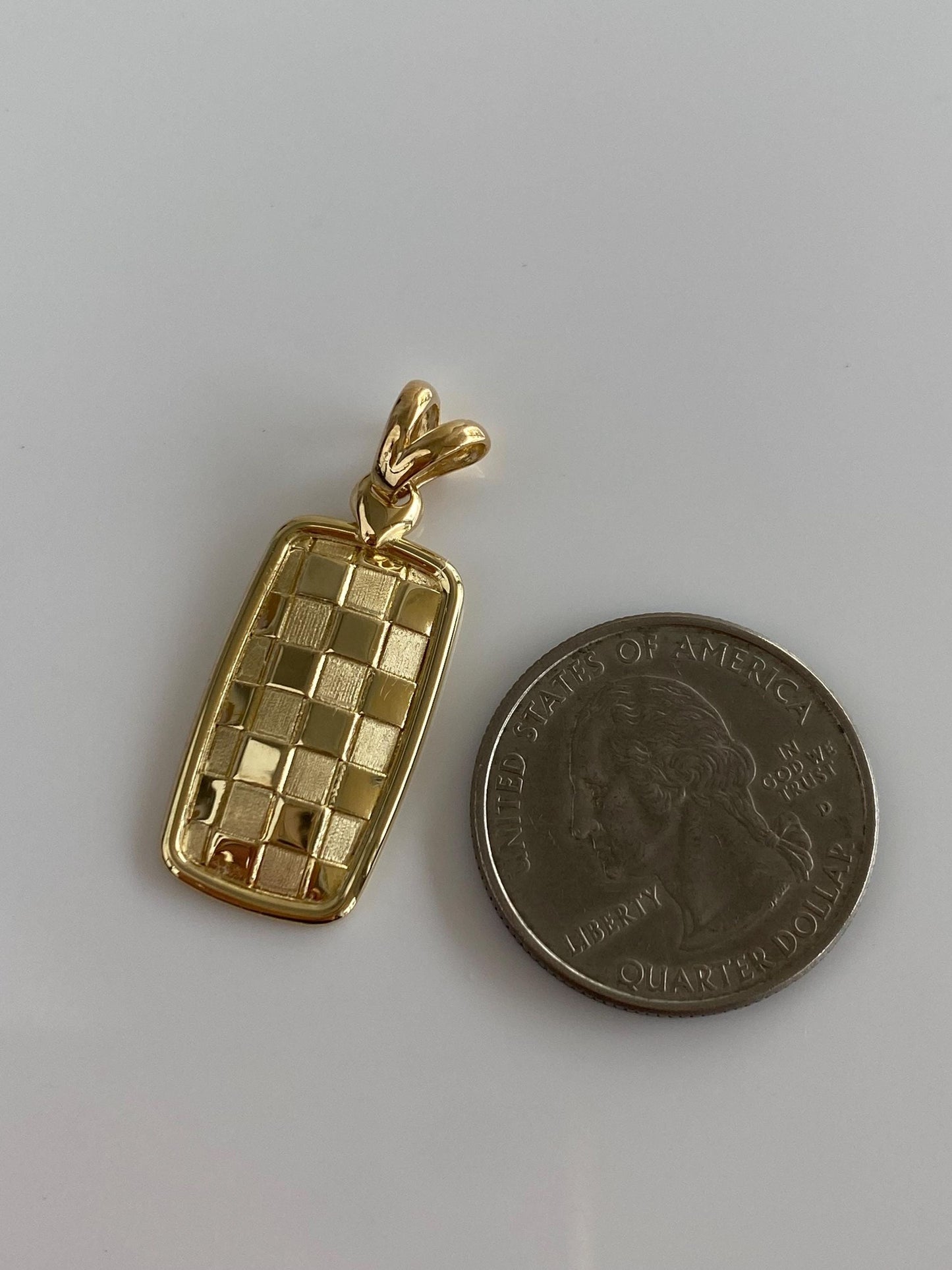 Vintage Solid 18k Yellow Gold Basketweave Checkerboard Charm