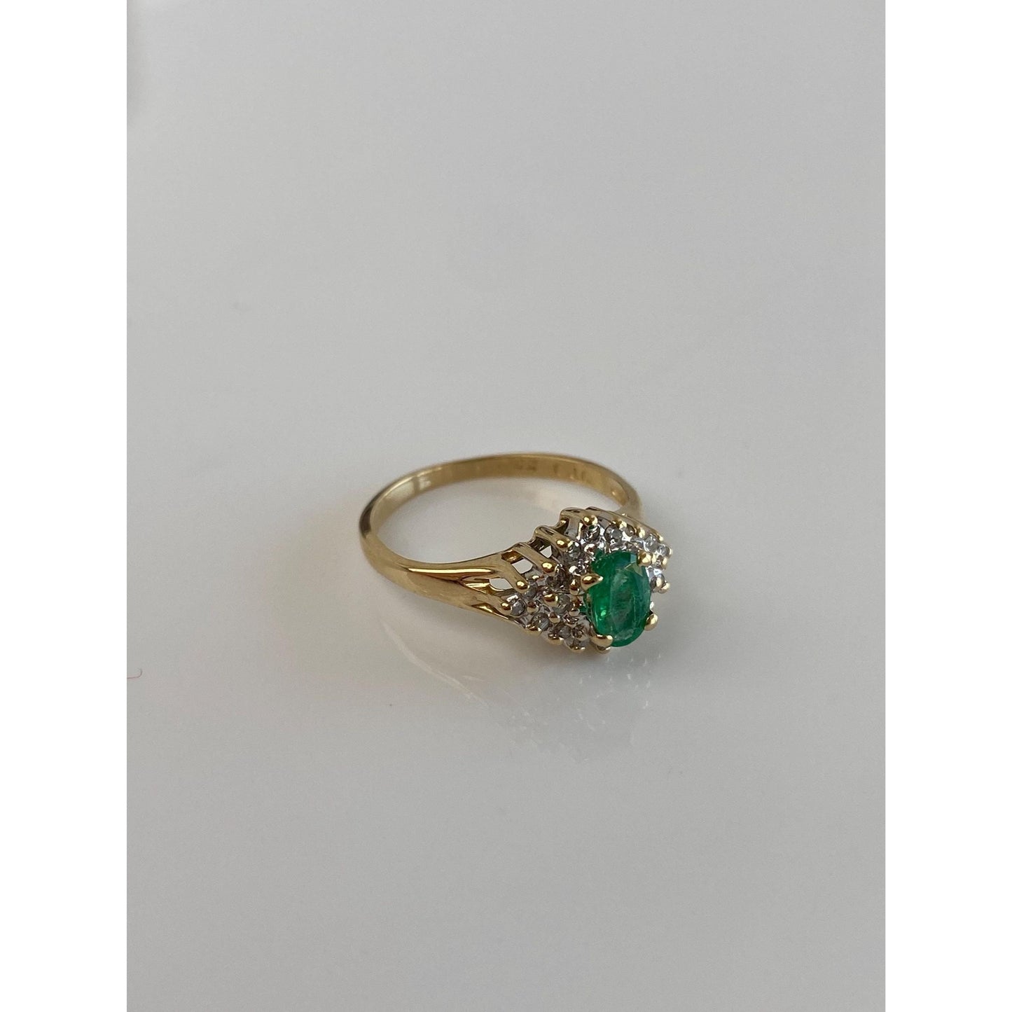 Vintage Solid 14k Yellow Gold Diamond Emerald Ring - Size 5.75