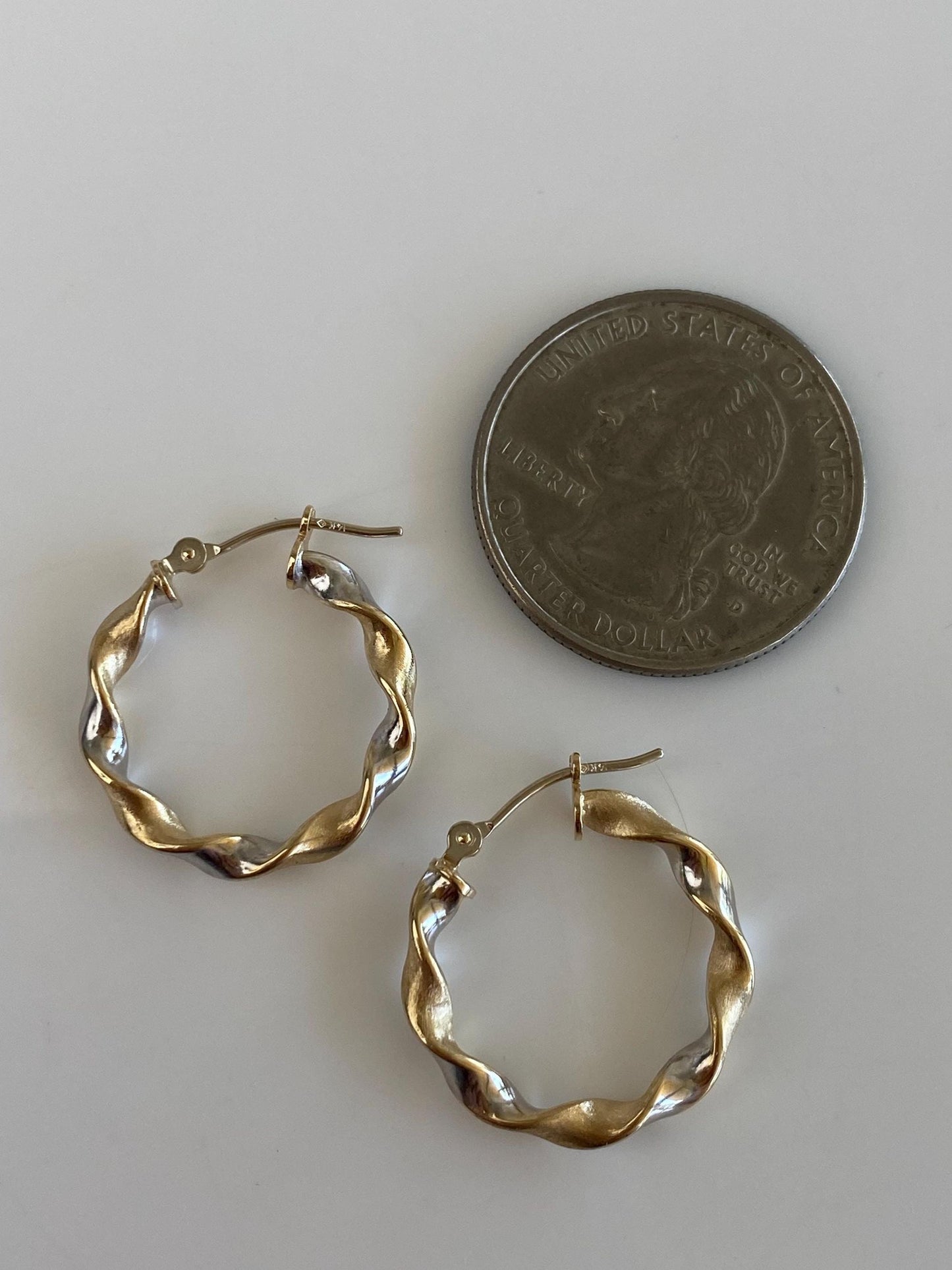 Vintage 14k White & Yellow Gold Twist Hoop Earrings