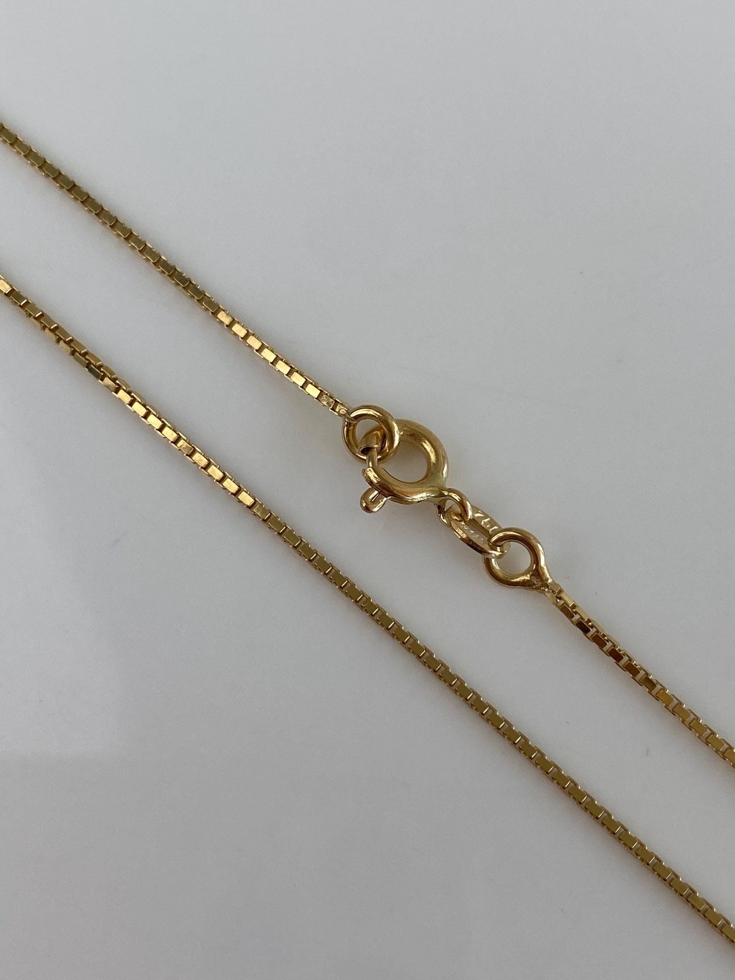 Vintage Solid 18k Yellow Gold Box Chain Necklace - 27.25 inches