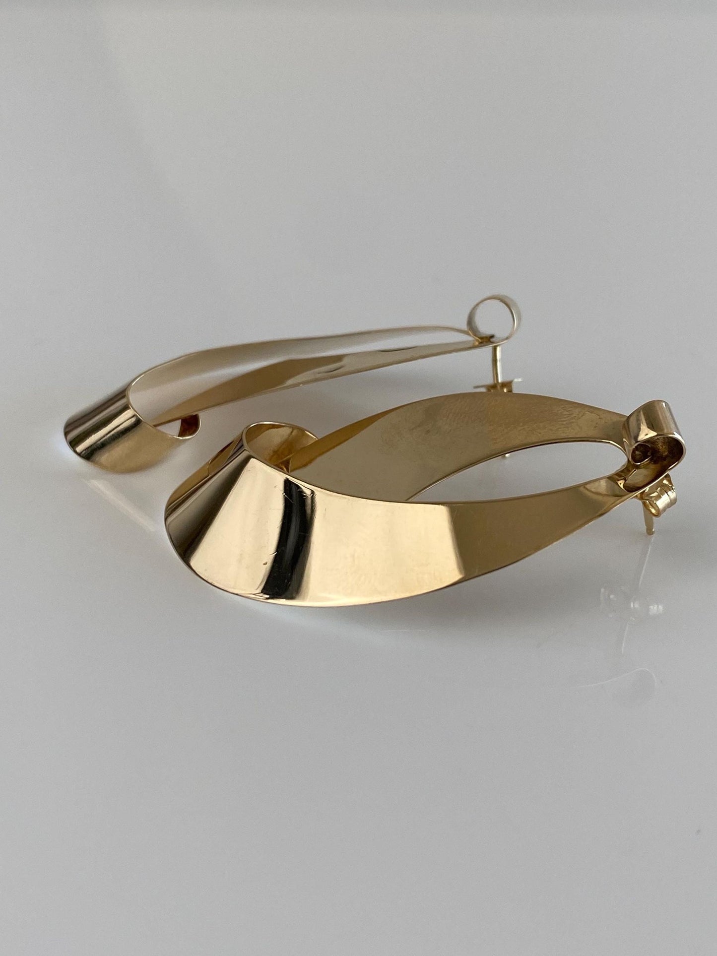 Vintage Solid 14k Yellow Gold Drop Earrings