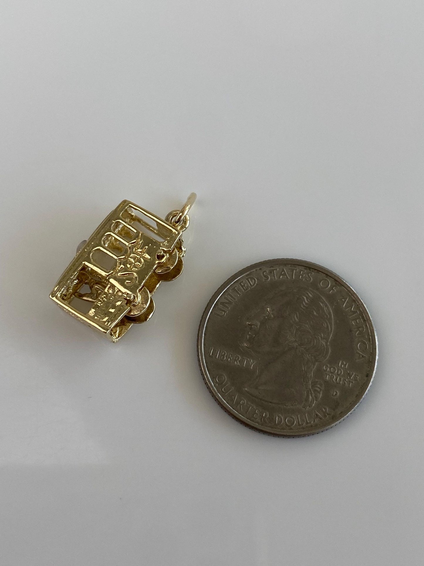 Vintage Solid 14k Yellow Gold San Francisco Cable Car Charm