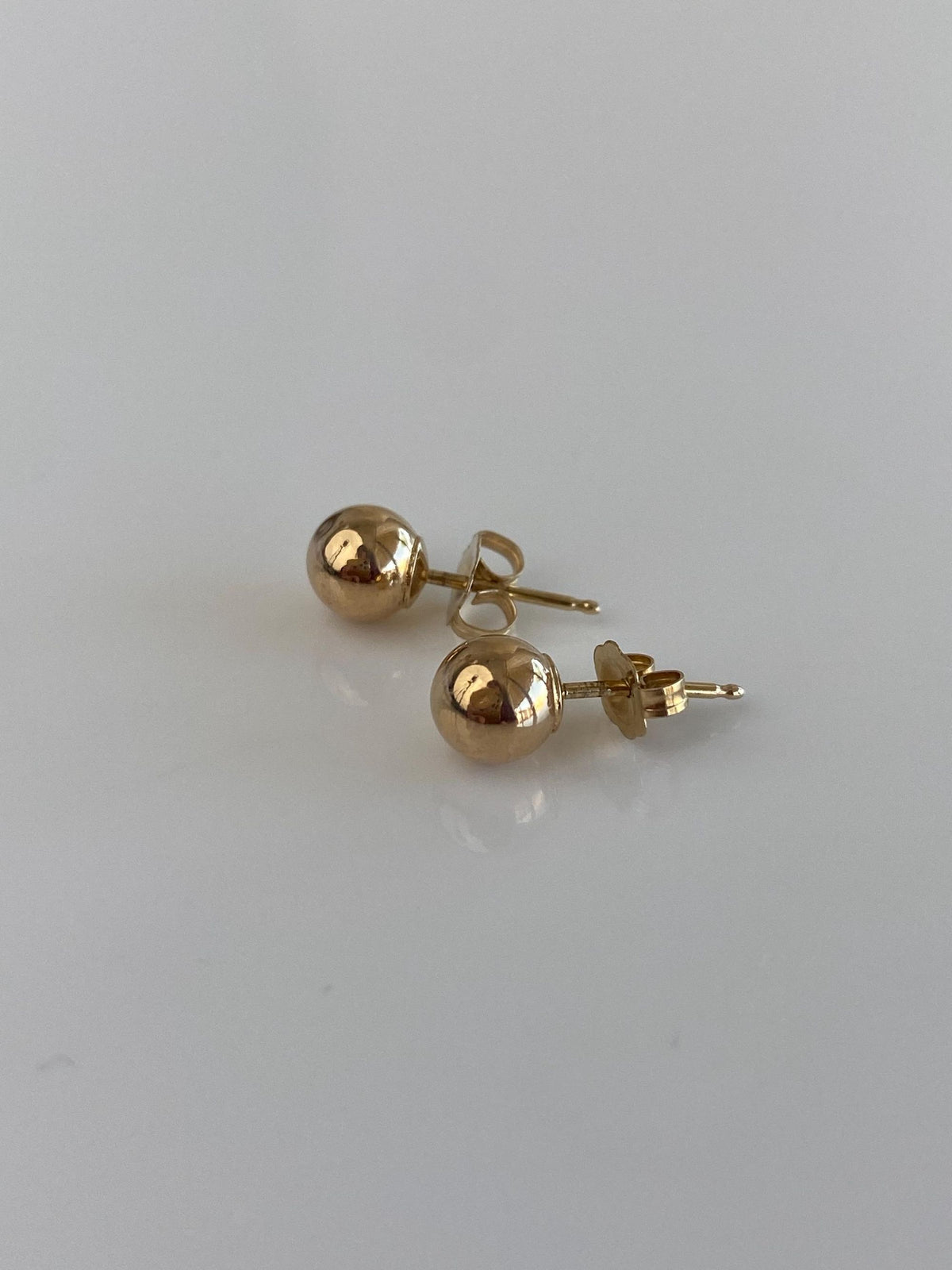 Vintage 14k Yellow Gold Ball Stud Earrings