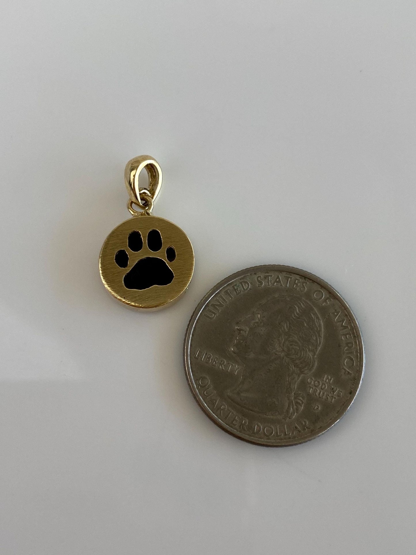 Vintage Solid 9k Yellow Gold Black Stone Paw Print Charm