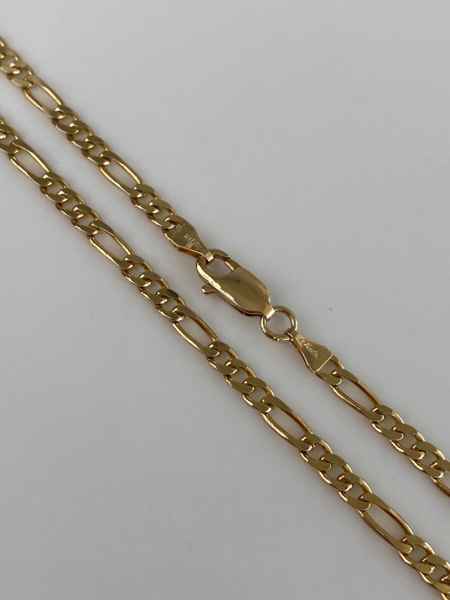 Vintage Solid 14k Yellow Gold Figaro Chain Necklace - 18 inches