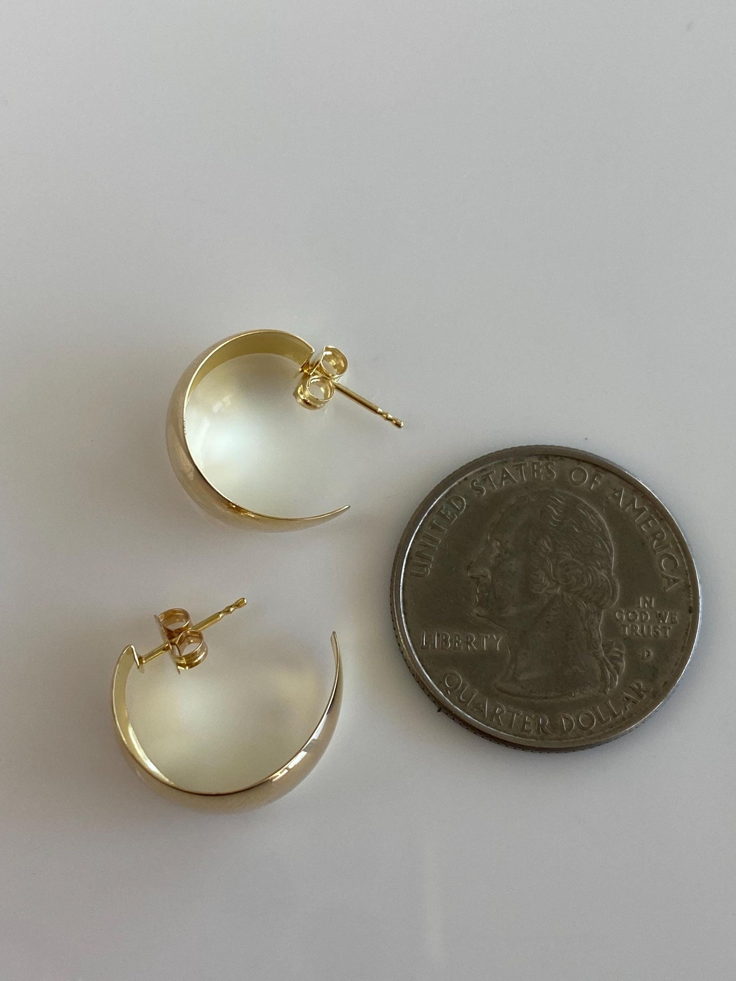 Vintage Solid 14k Yellow Gold Tapered Hoop Stud Earrings