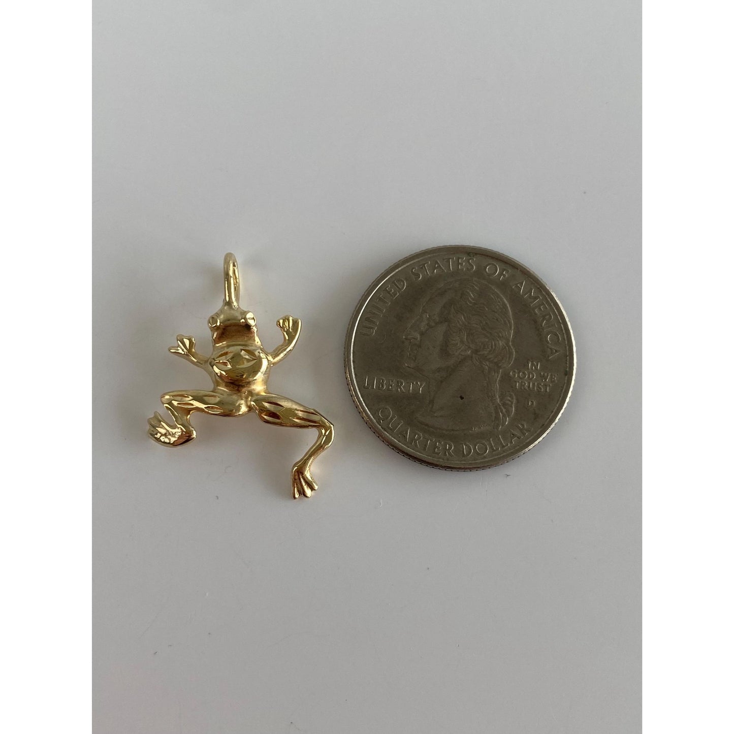 Vintage Solid 14k Yellow Gold Diamond Cut Frog Charm