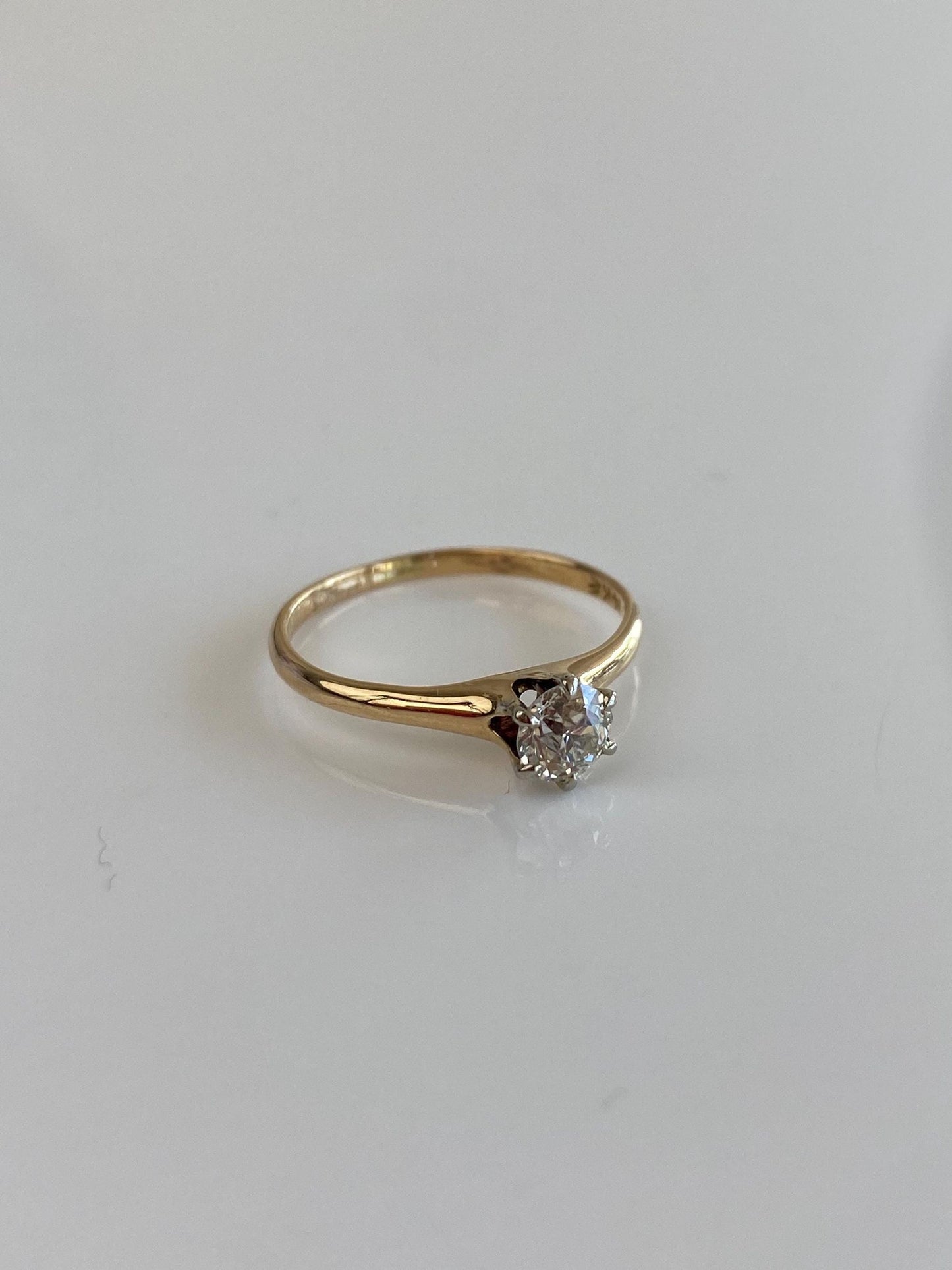 Vintage Solid 14k Yellow Gold Diamond Solitaire Ring - Size 5.5