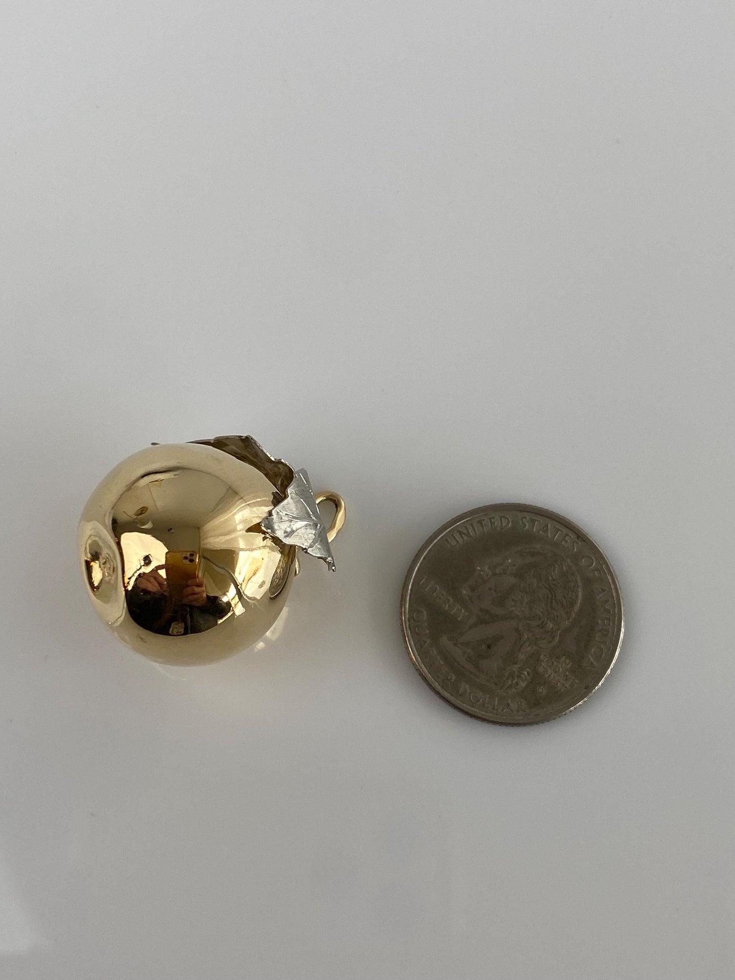 Vintage 18k White & Yellow Gold Apple Charm