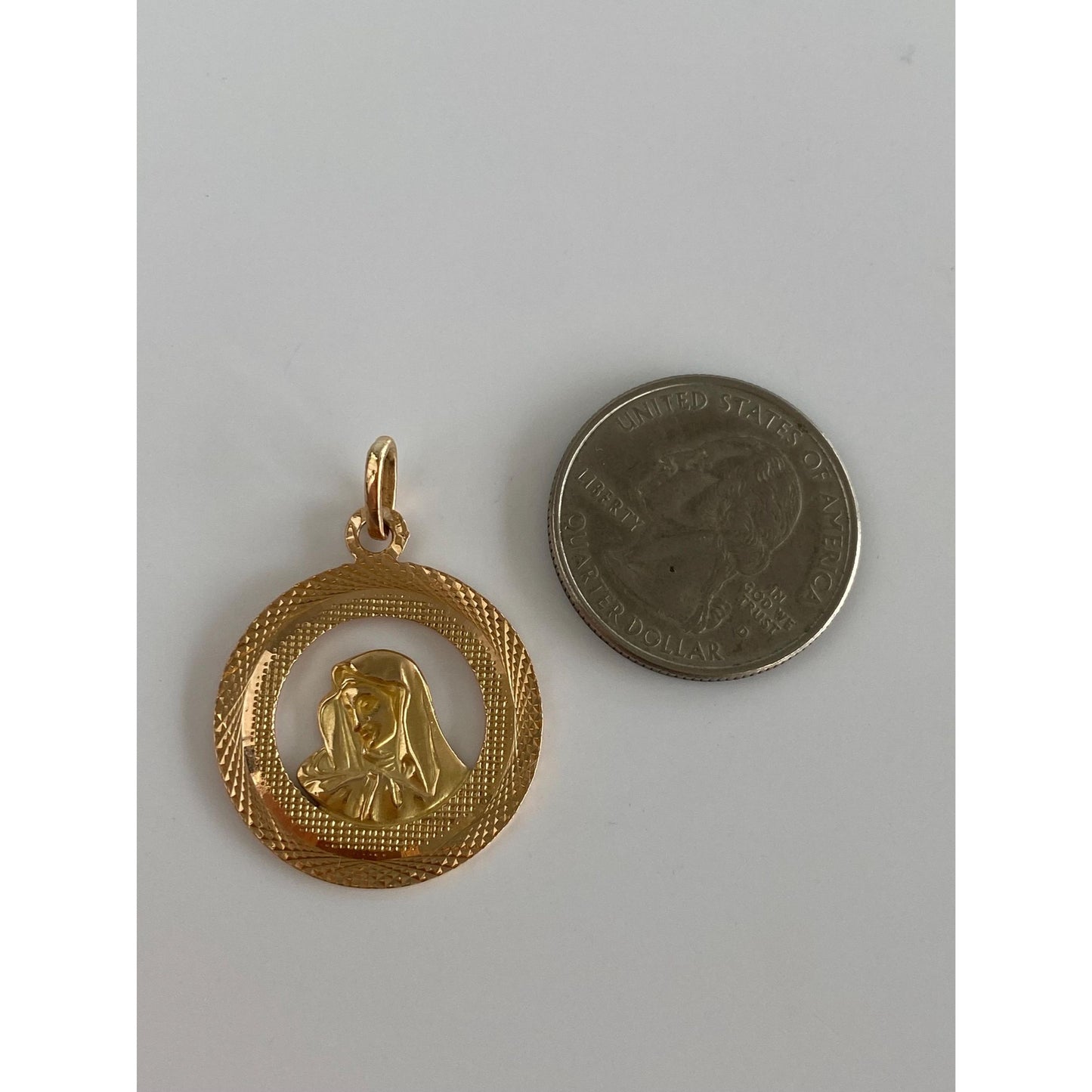 Vintage Solid 18k Yellow Gold Virgin Mary Charm