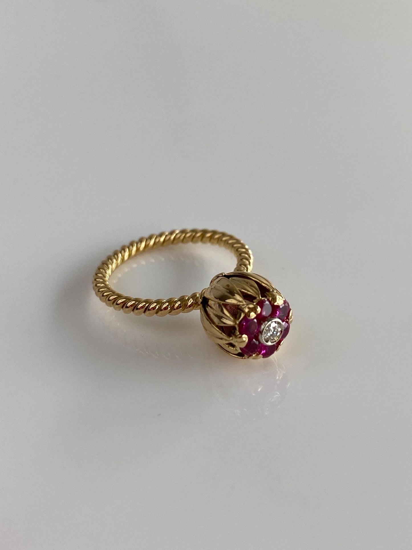 Vintage Solid 18k Yellow Gold Ruby Halo Diamond Flower Ring - Size 4.25