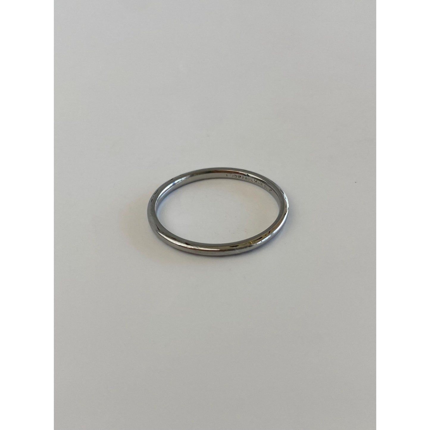 Vintage Solid 18k White Gold Slim Ring Band - Size 7.25