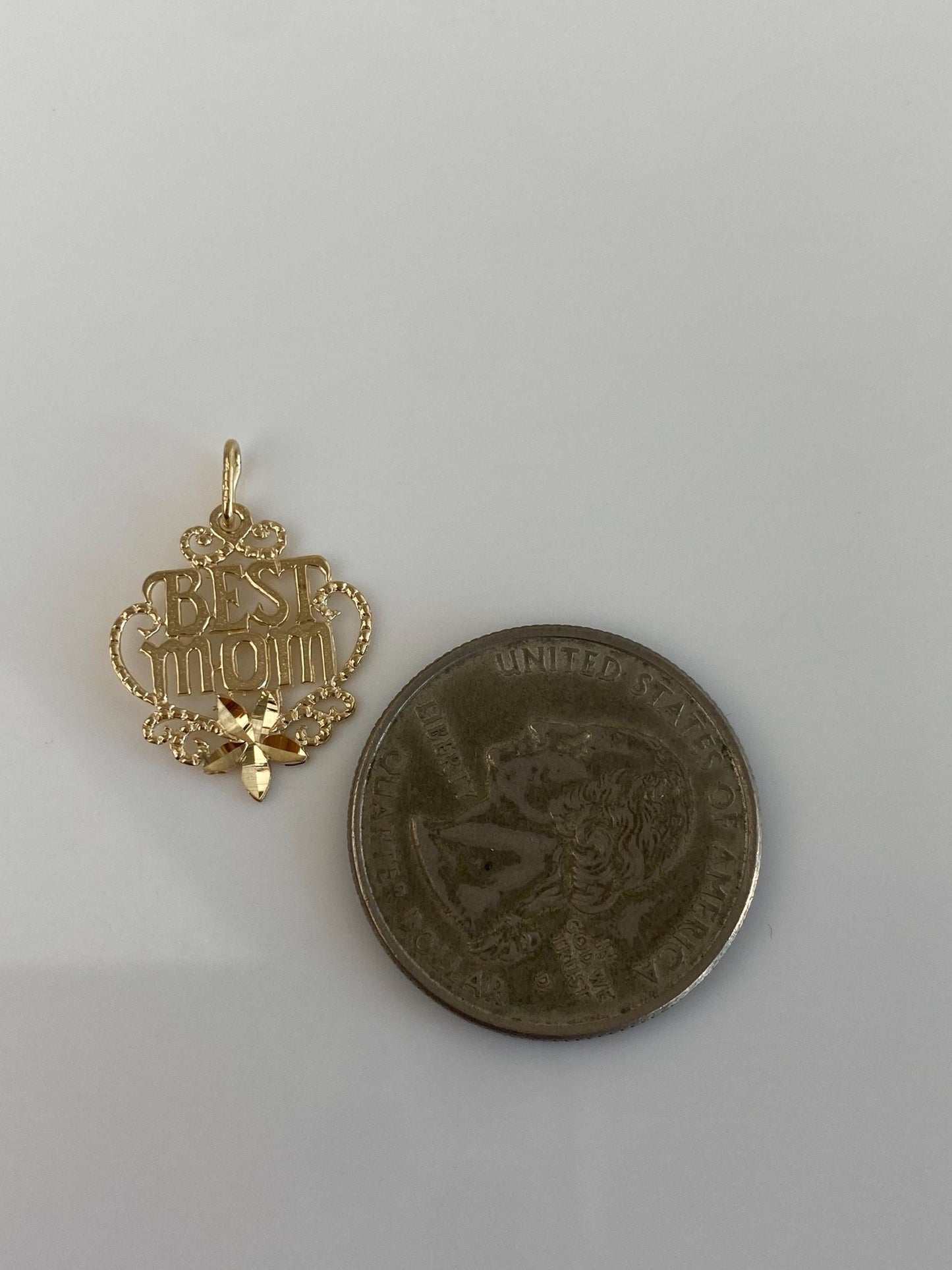 Vintage Solid 14k Yellow Gold Best Mom Charm