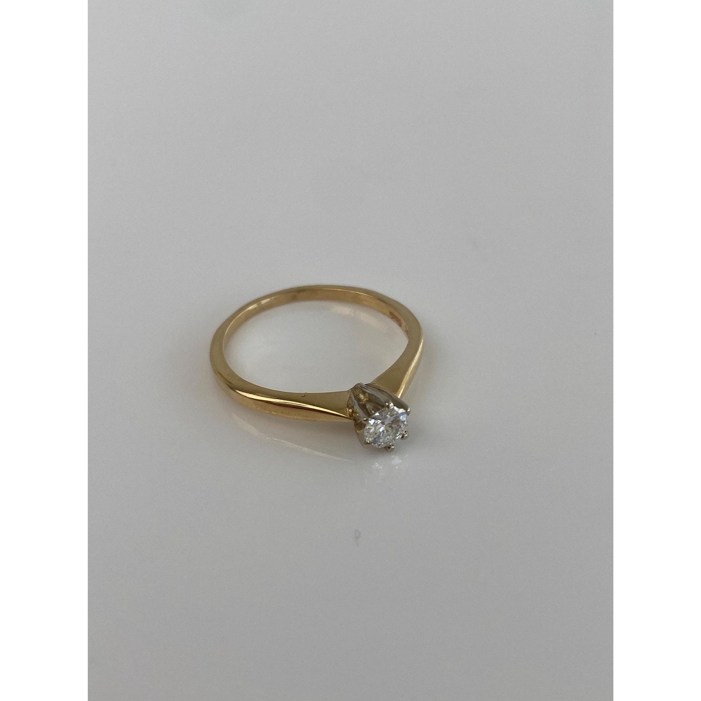 Vintage Solid 14k Yellow Gold Solitaire Diamond Engagement Ring - Size 6.75