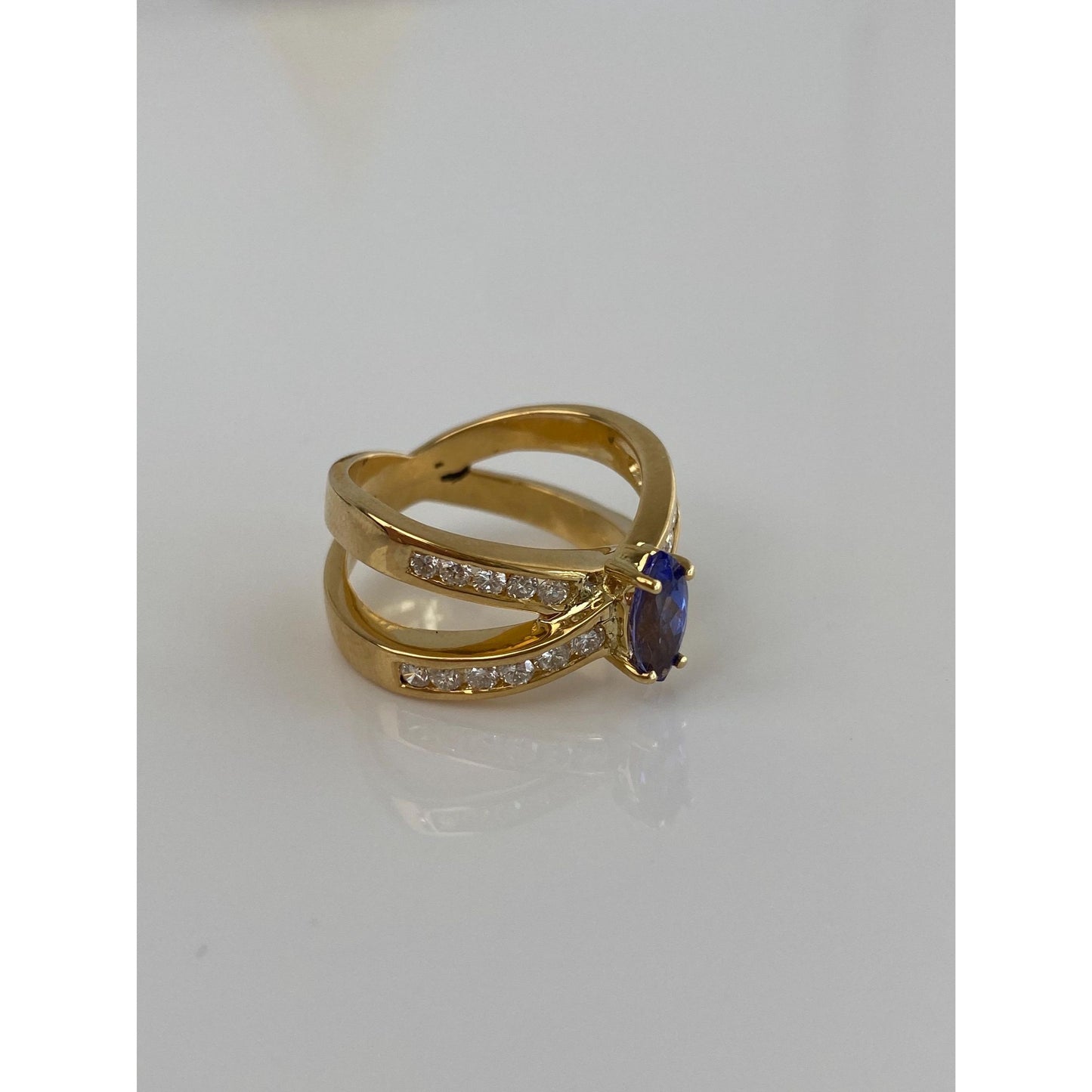 Solid 14k Yellow Gold Diamond & Tanzanite Ring - Size 6.75