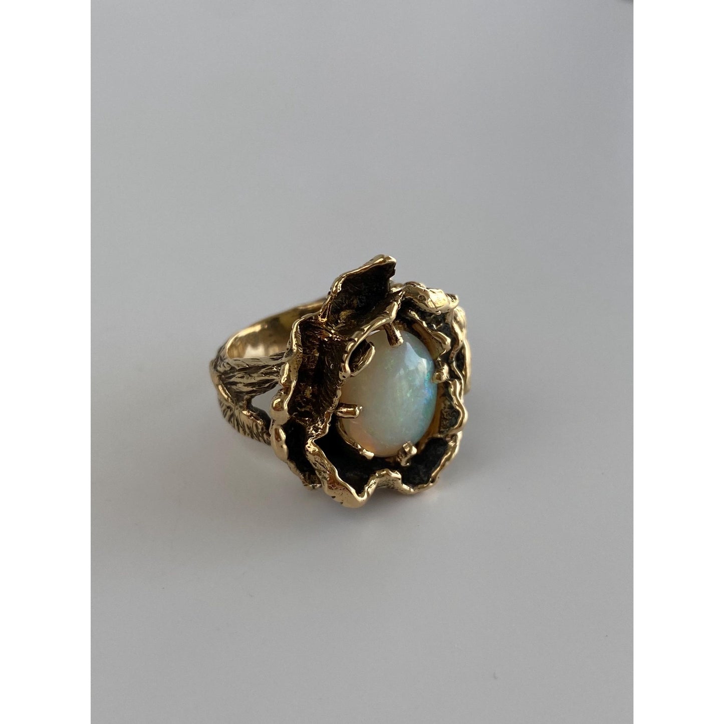 Vintage Solid 14k Yellow Gold Opal Flower Ring - Size 5.75