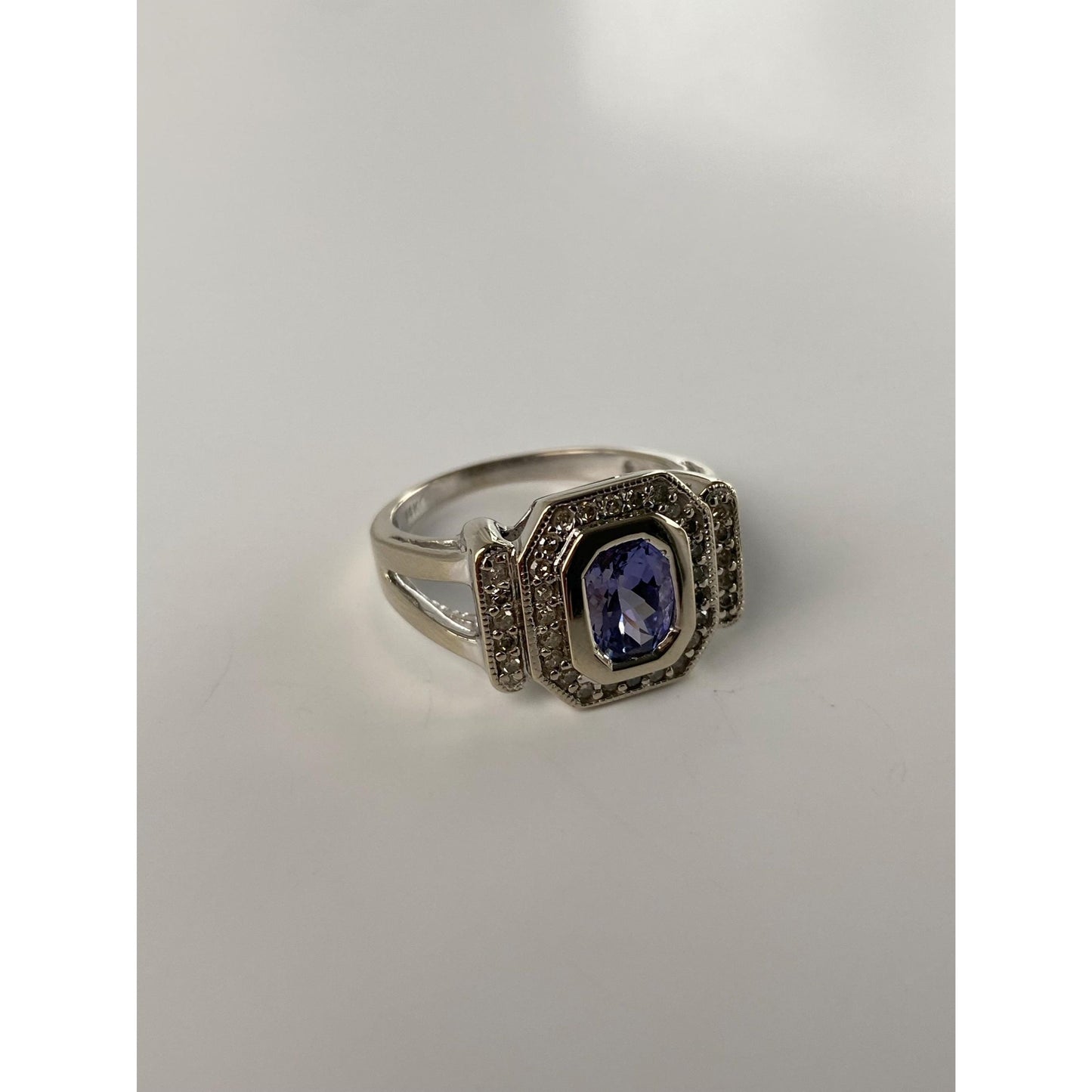Solid 14k White Gold Tanzanite Diamond Ring - Size 7.75