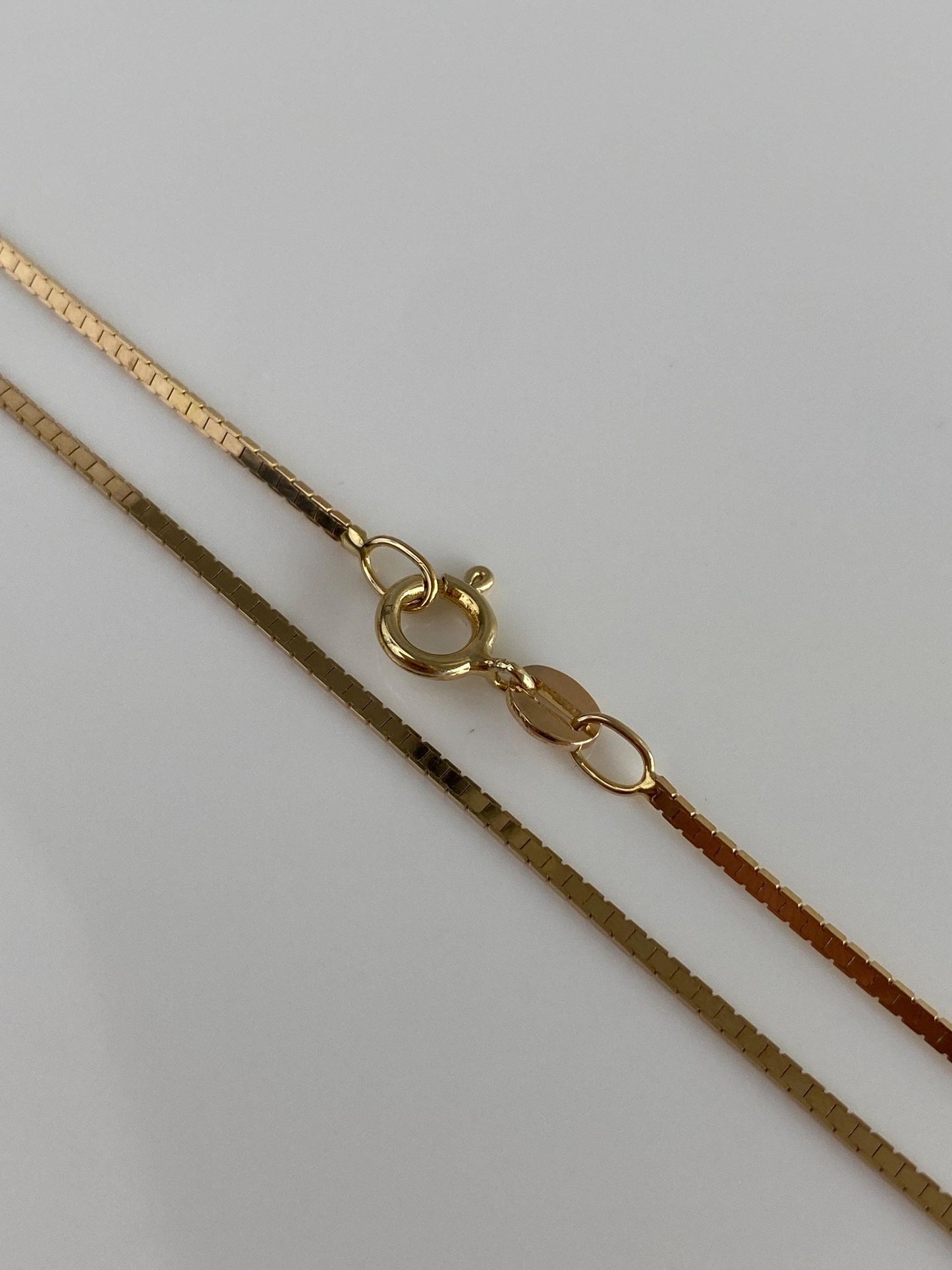 Vintage Solid 14k Yellow Gold Flat Box Chain Necklace - 30 inches