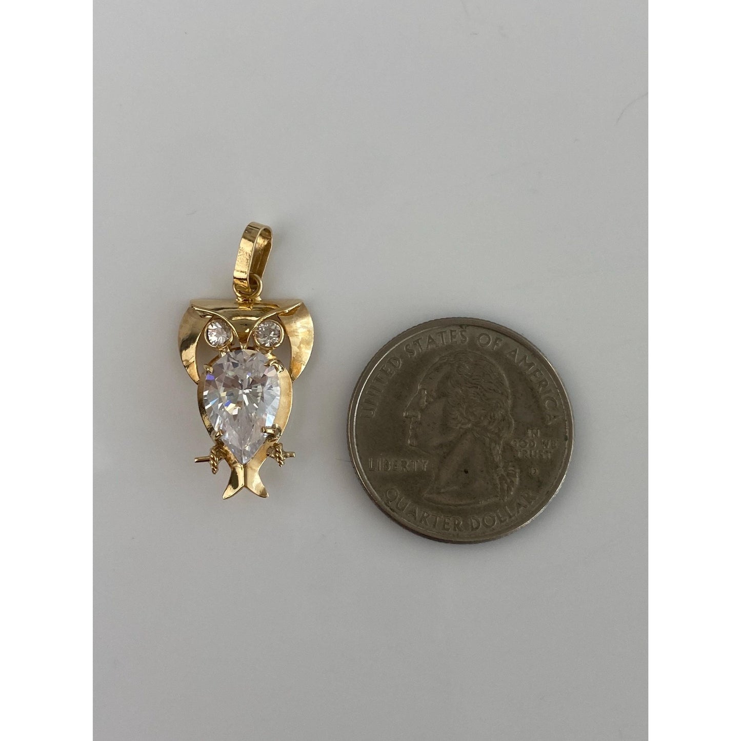 Vintage Solid 18k Yellow Gold Clear Cubic Zirconia Owl Charm