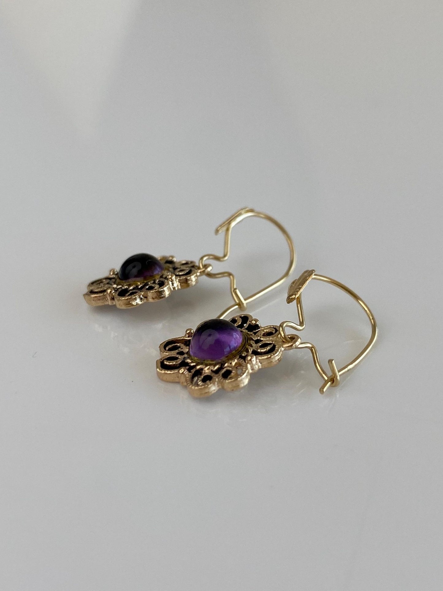 Vintage Solid 14k Yellow Gold Amethyst Ornate Dangle Earrings