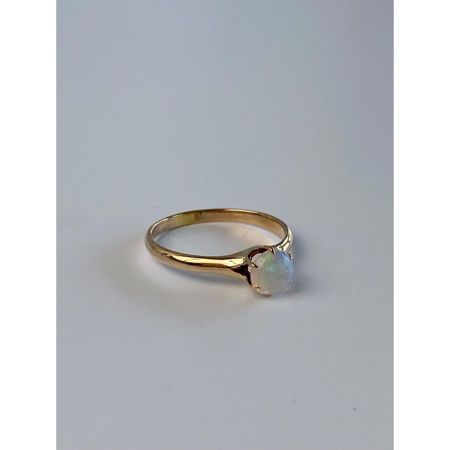 Vintage Solid 10k Yellow Gold Opal Ring - Size 5.75