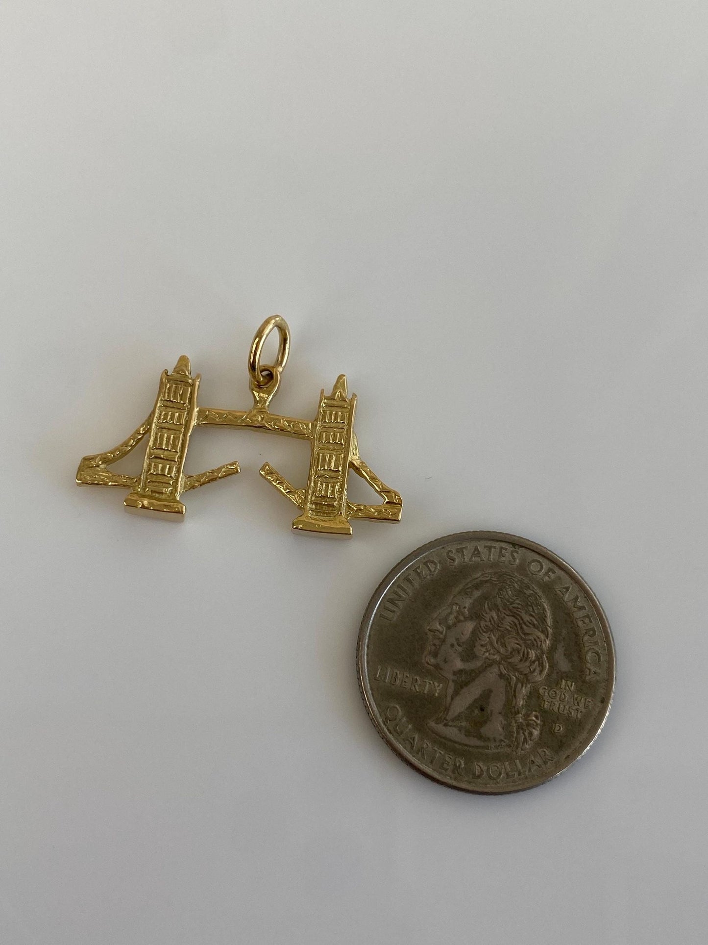 Vintage Solid 18k Yellow Gold Opening Bridge Charm