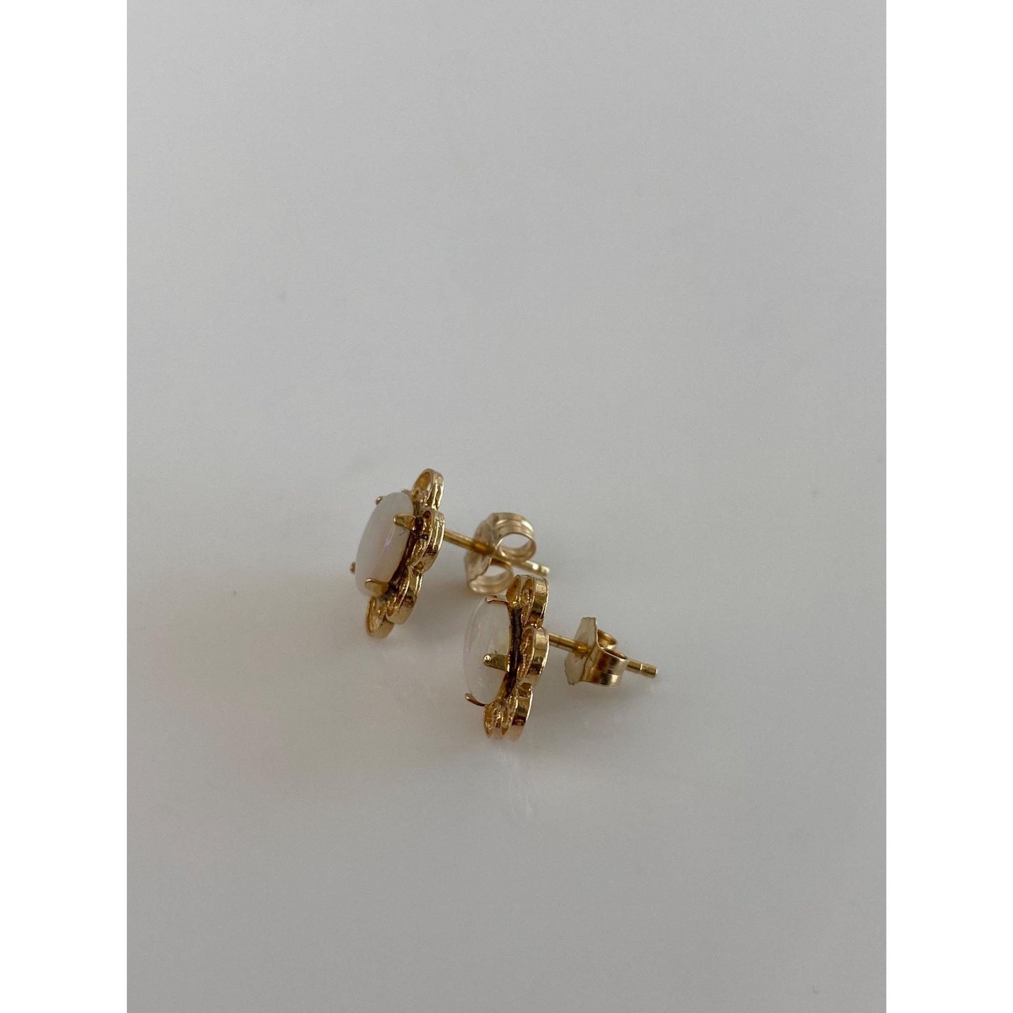 Vintage Solid 14k Yellow Gold Opal Filigree Stud Earrings