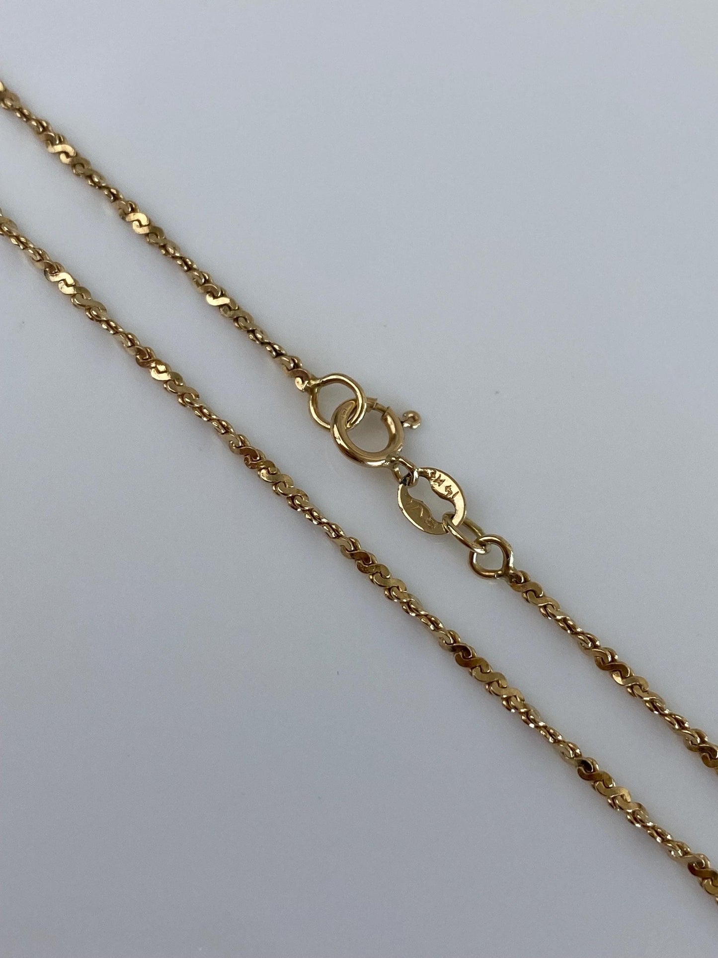 Vintage Solid 14k Yellow Gold Long Twisted Serpentine Chain Necklace - 24 inches