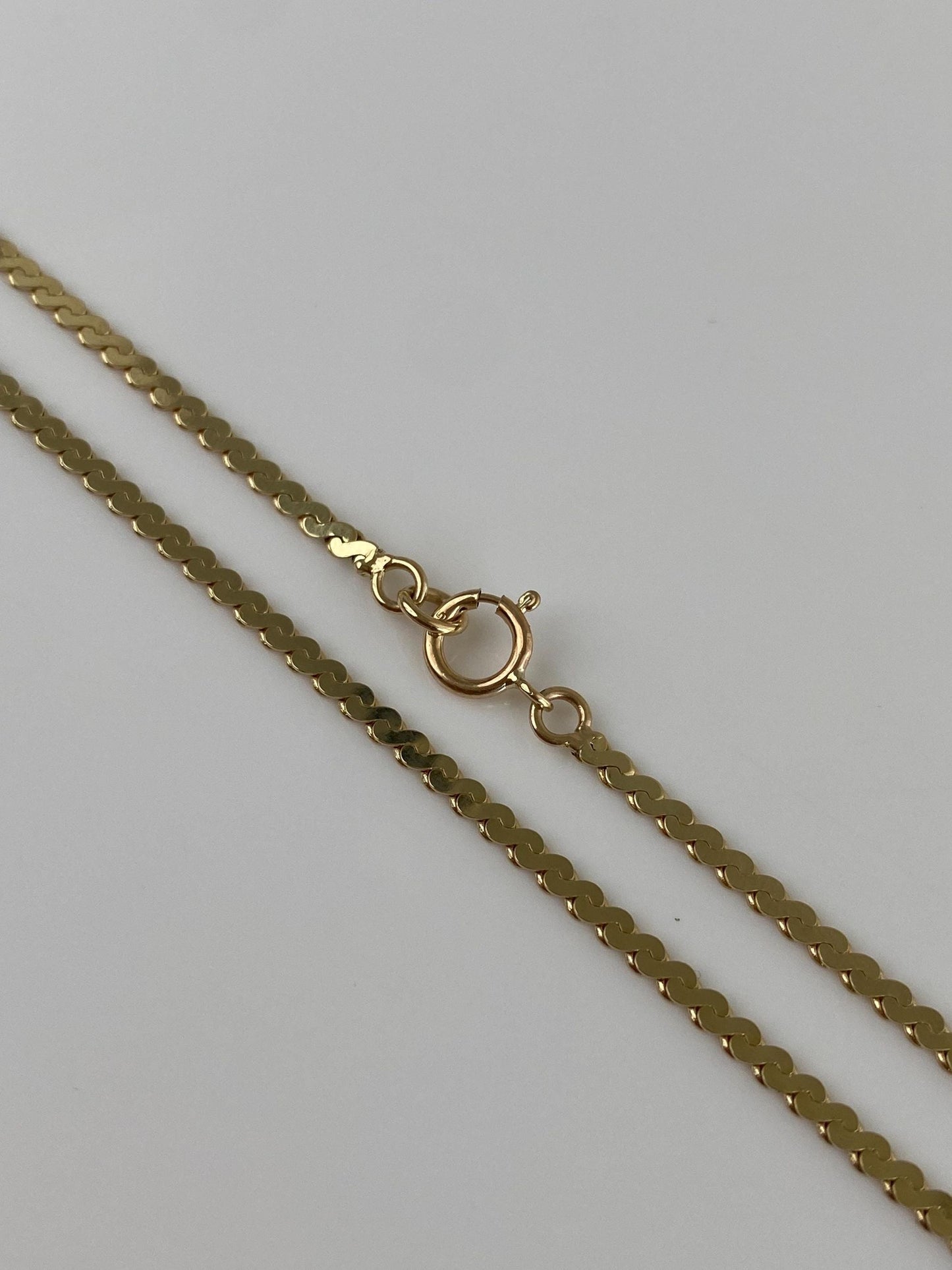 Vintage Solid 14k Yellow Gold Chunky Serpentine Chain Necklace - 18 inches