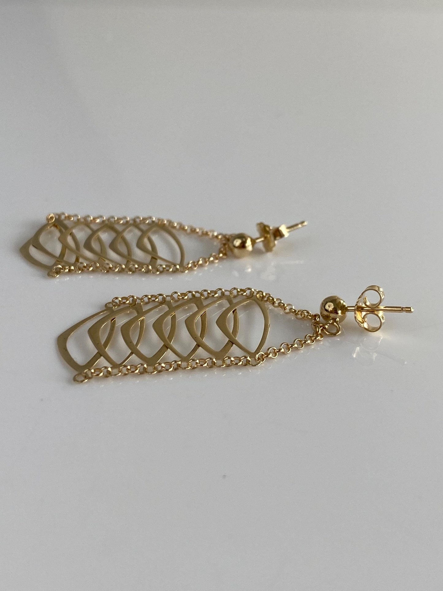 Vintage Solid 14k Yellow Gold Rolo Chain Triangles Chandelier Earrings
