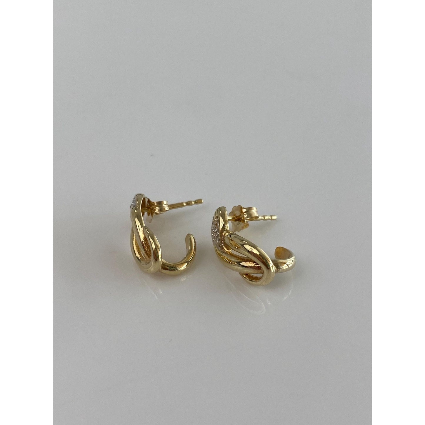 Vintage Solid 14k Yellow Gold Diamond Drop Earrings